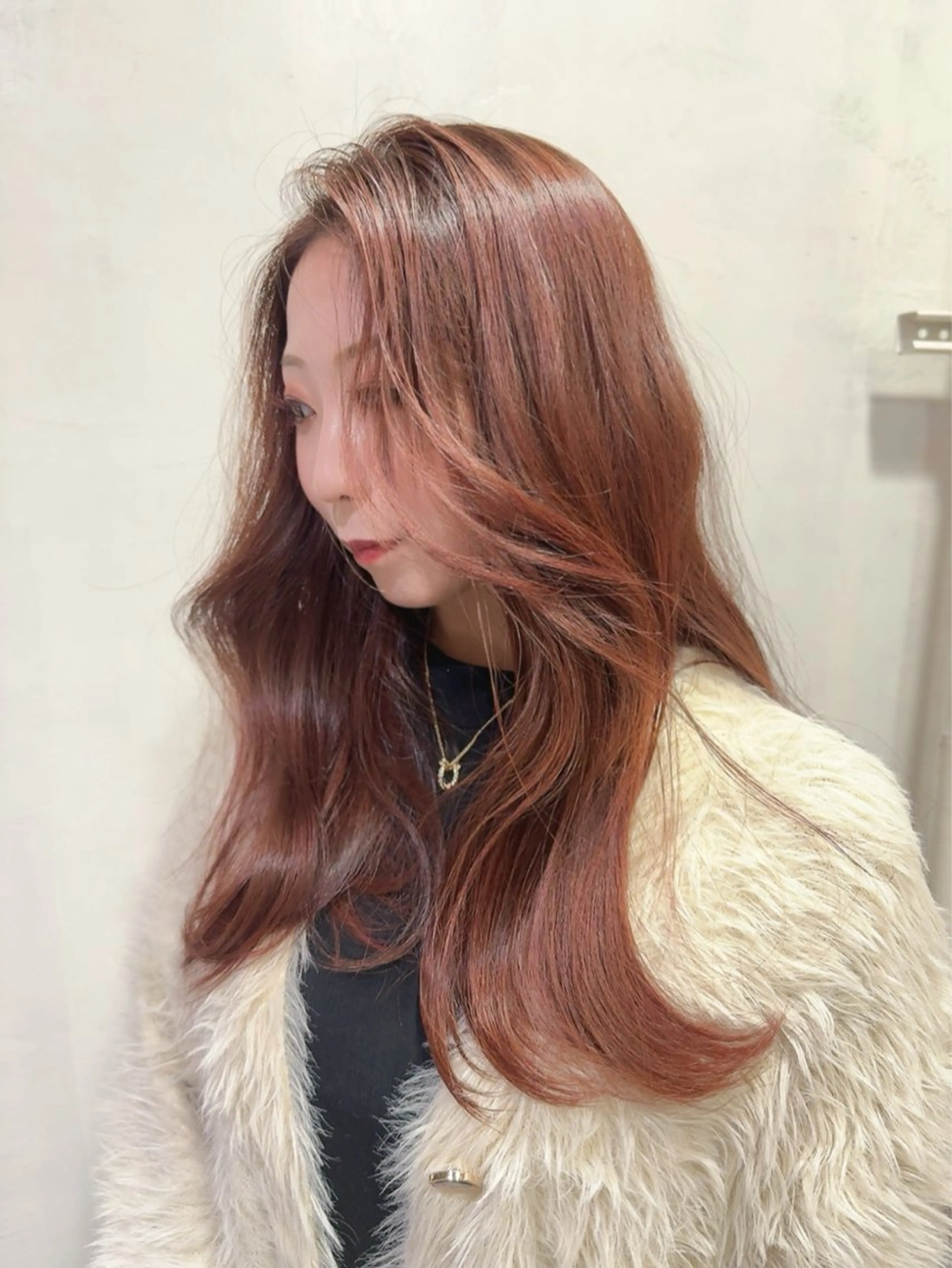 ロング カラー オレンジ オレンジピンク ピンクカラー カット ヘアカラー トリートメント 🔥髪質改善×似合せ 🔥【天神美容室】のヘアスタイル