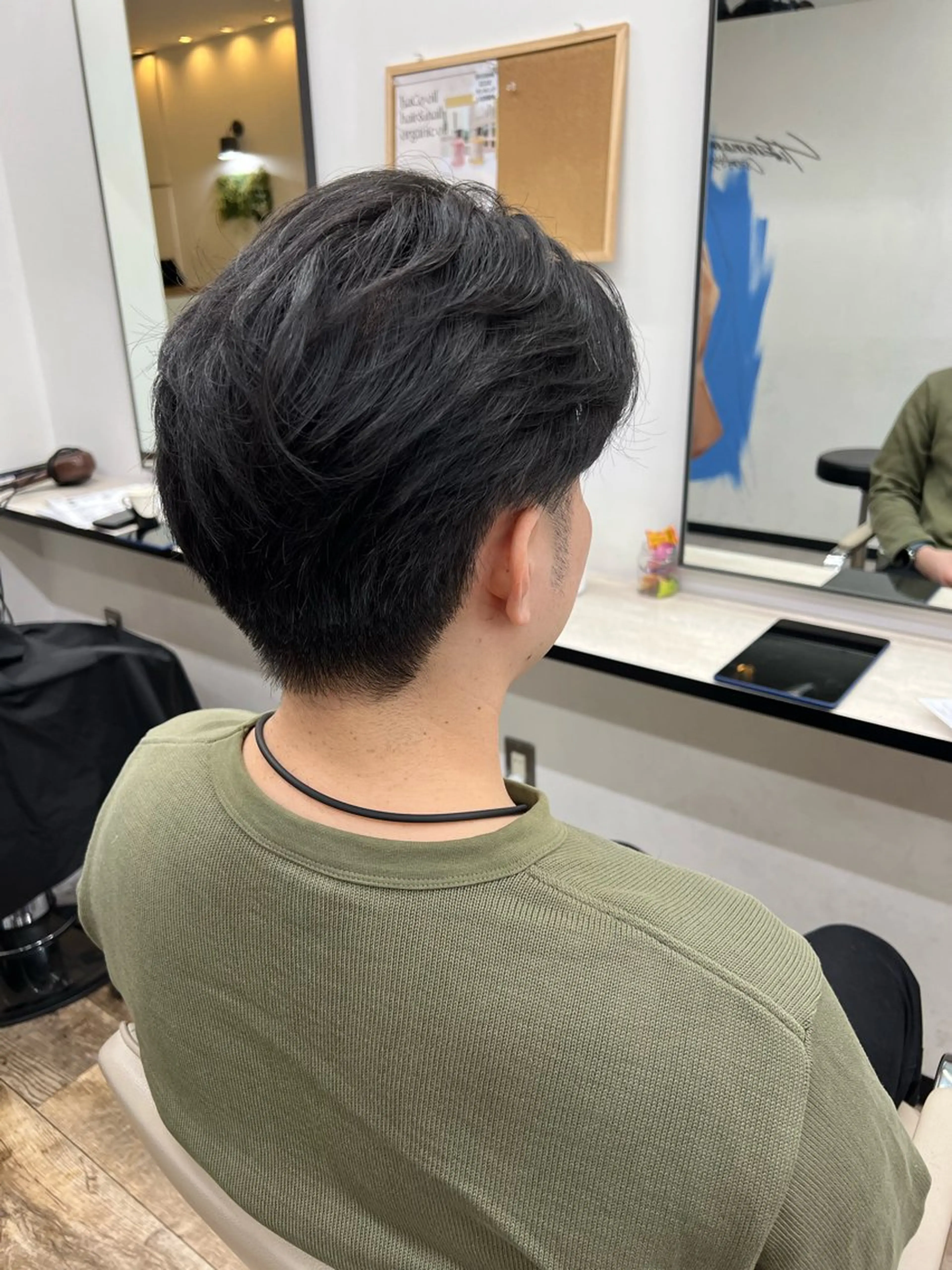 ショート カラー パーマ ヘアアレンジ メンズ オールバック アップバング センターパート コンマヘア モヒカン 【店長】小久保 淳平のヘアスタイル