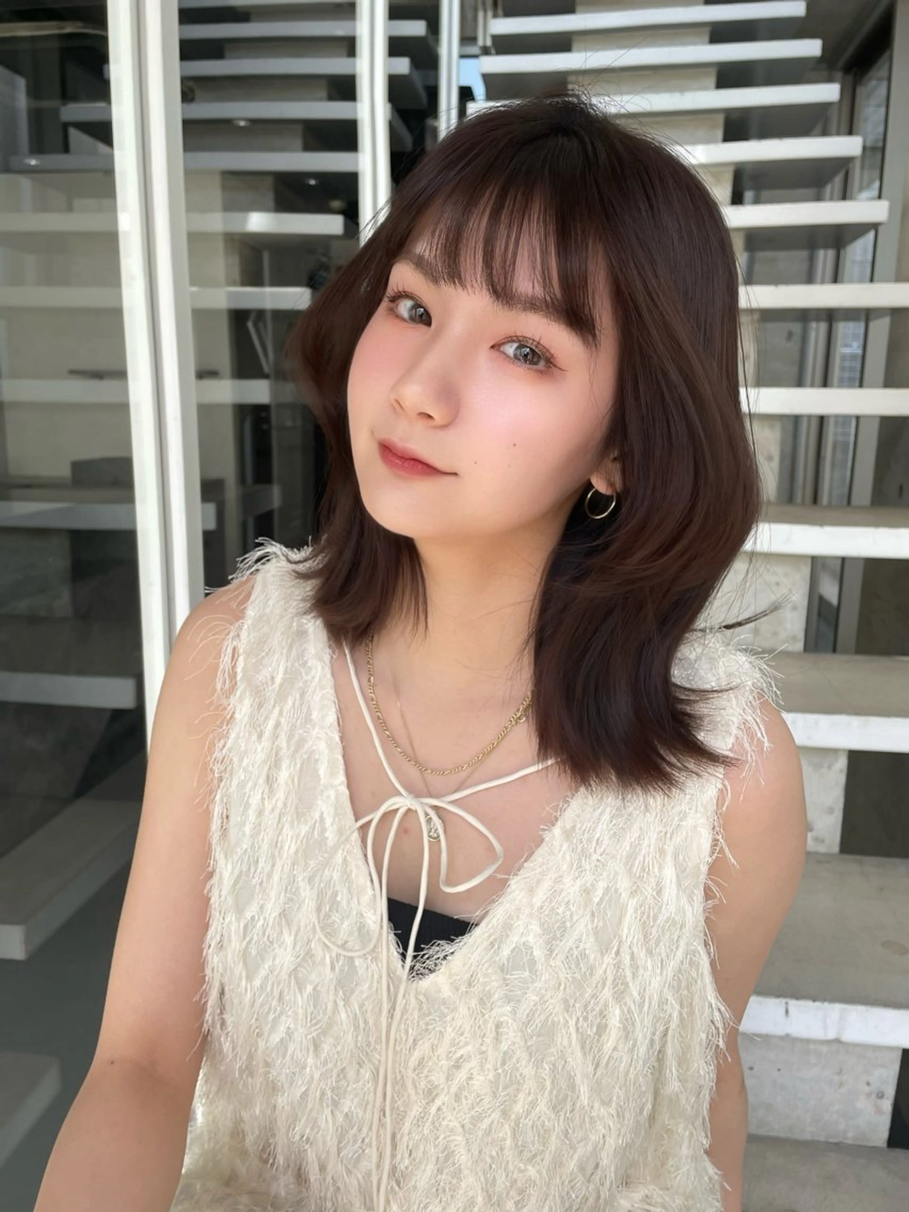 ミディアム 顔まわりレイヤー レイヤーカット カット ヘアカラー トリートメント レイヤーカット🎀 kanaのヘアスタイル