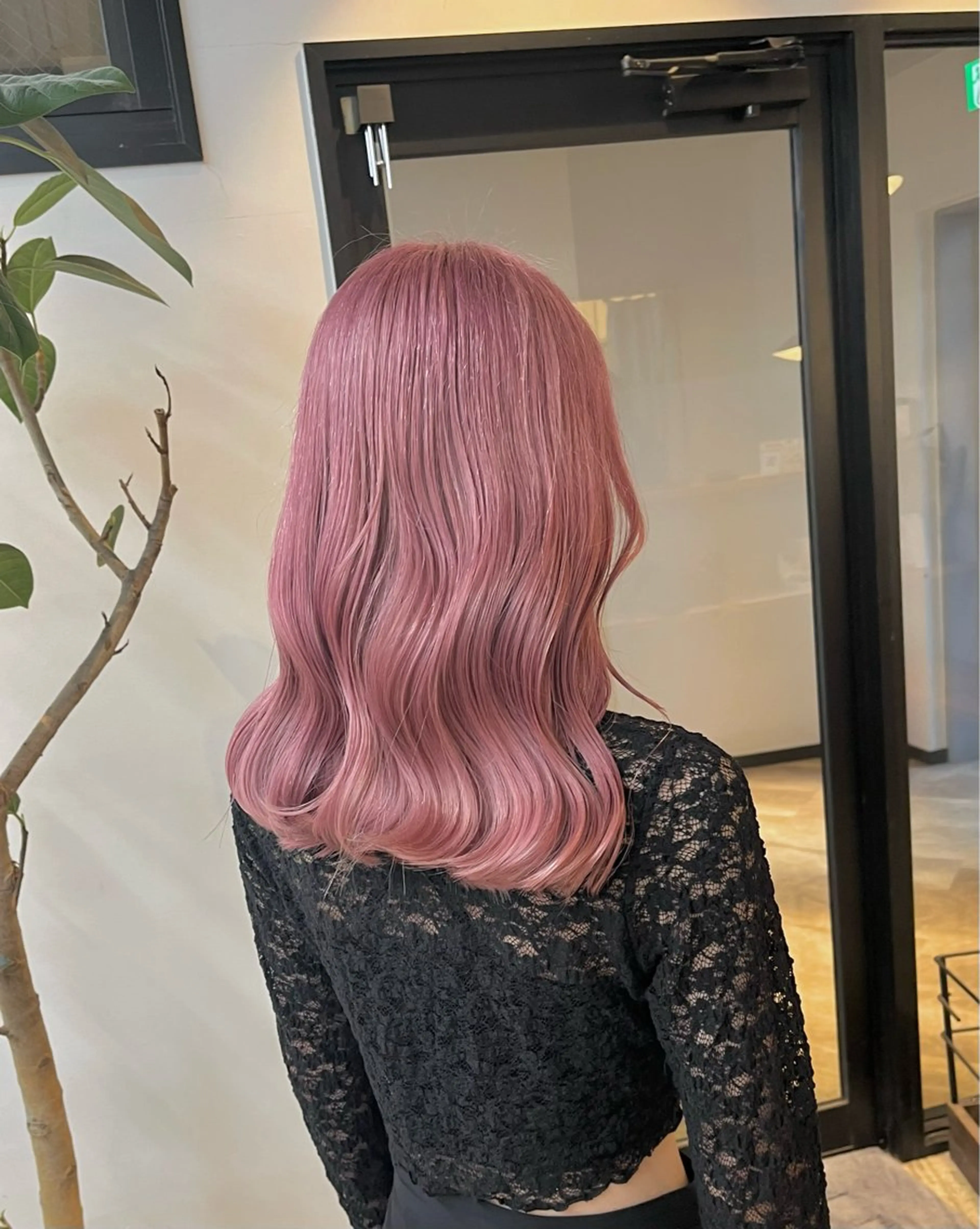 ミディアム カラー ヘアカラー ハイトーンカラ ー/小川のヘアスタイル