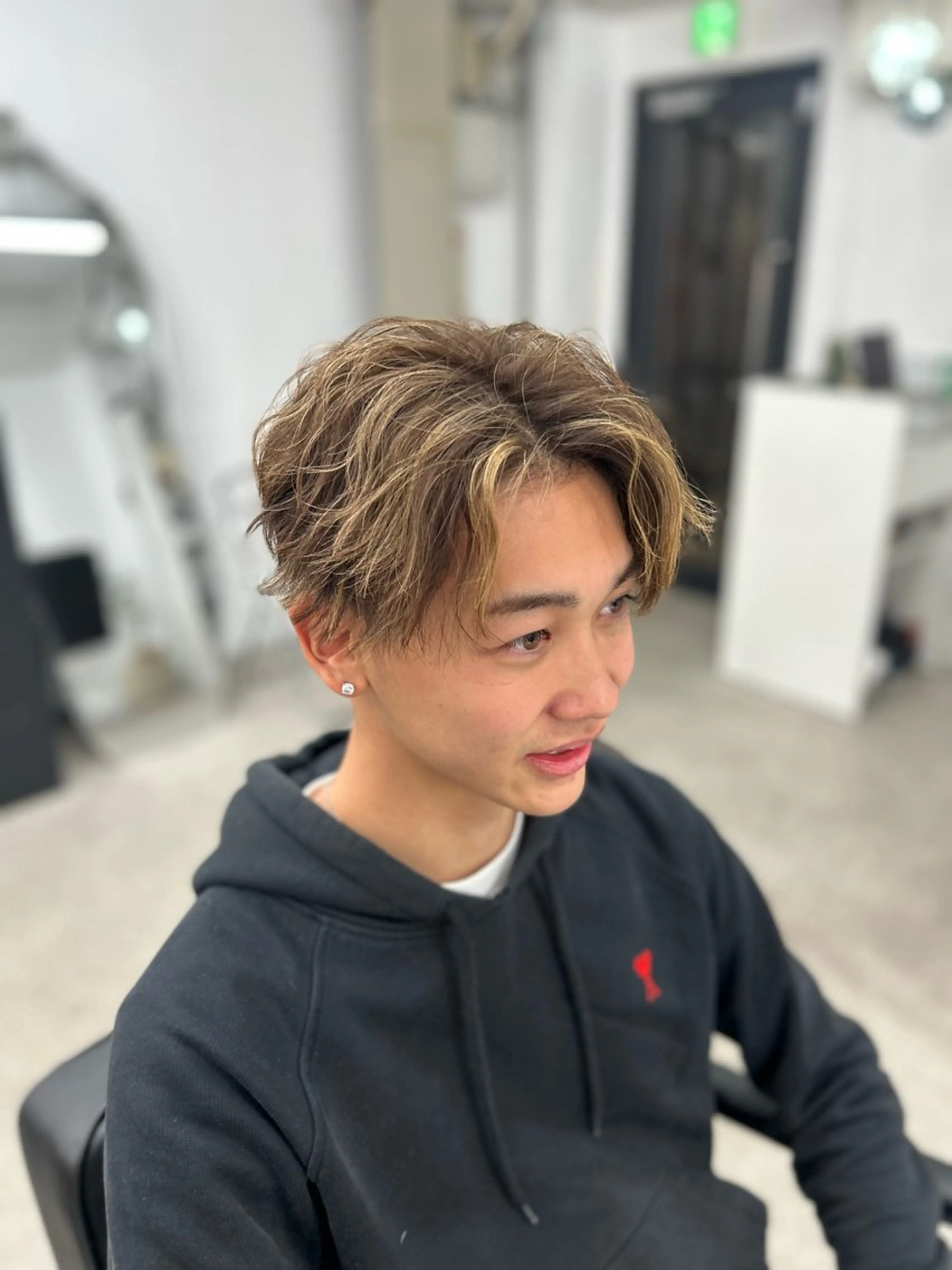 カラー キッズ ハイライトカラー ヘアカラー 透明感カラー/ Manatoのヘアスタイル