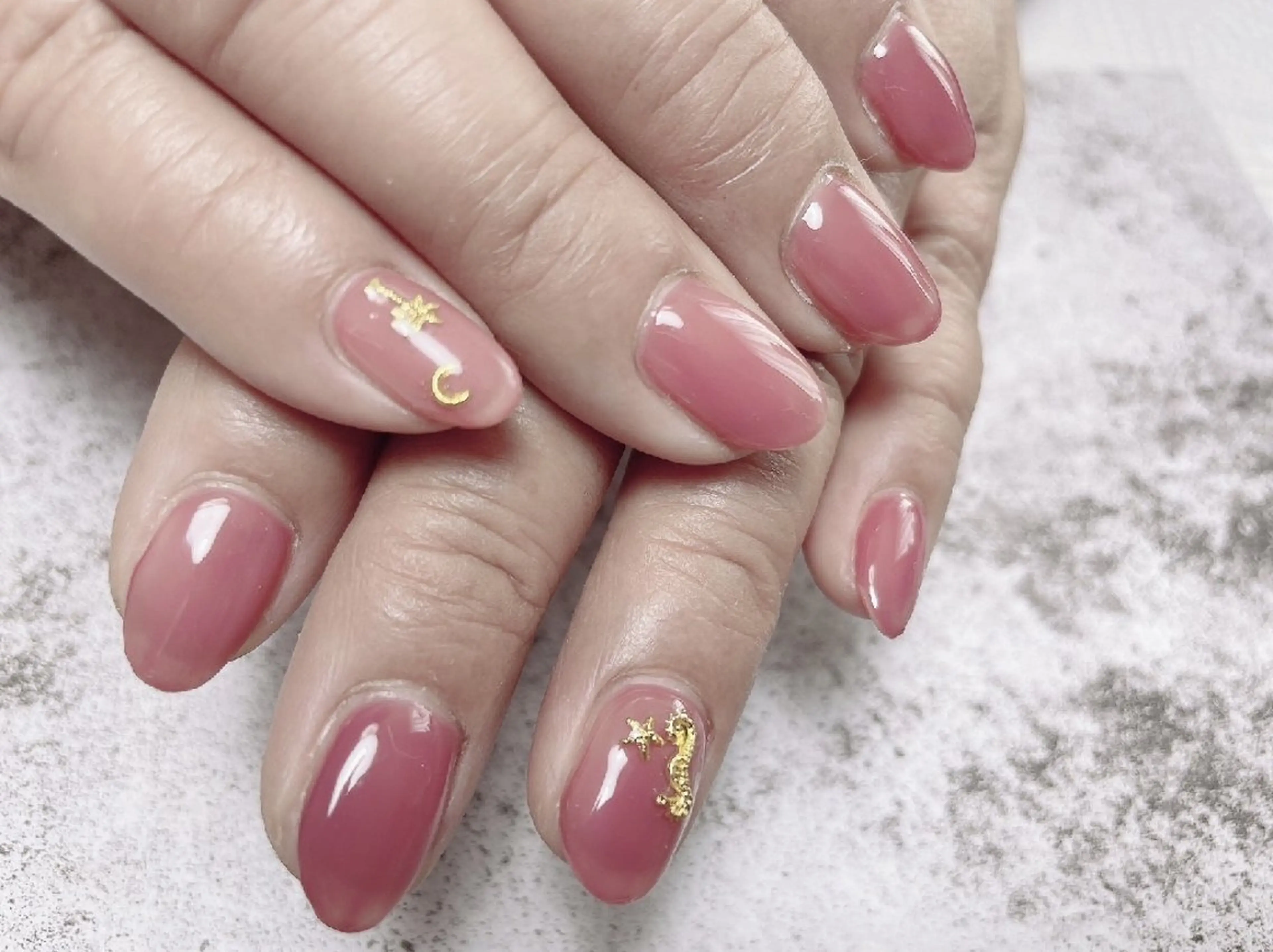 ネイル Nailsalon Blueのネイルデザイン