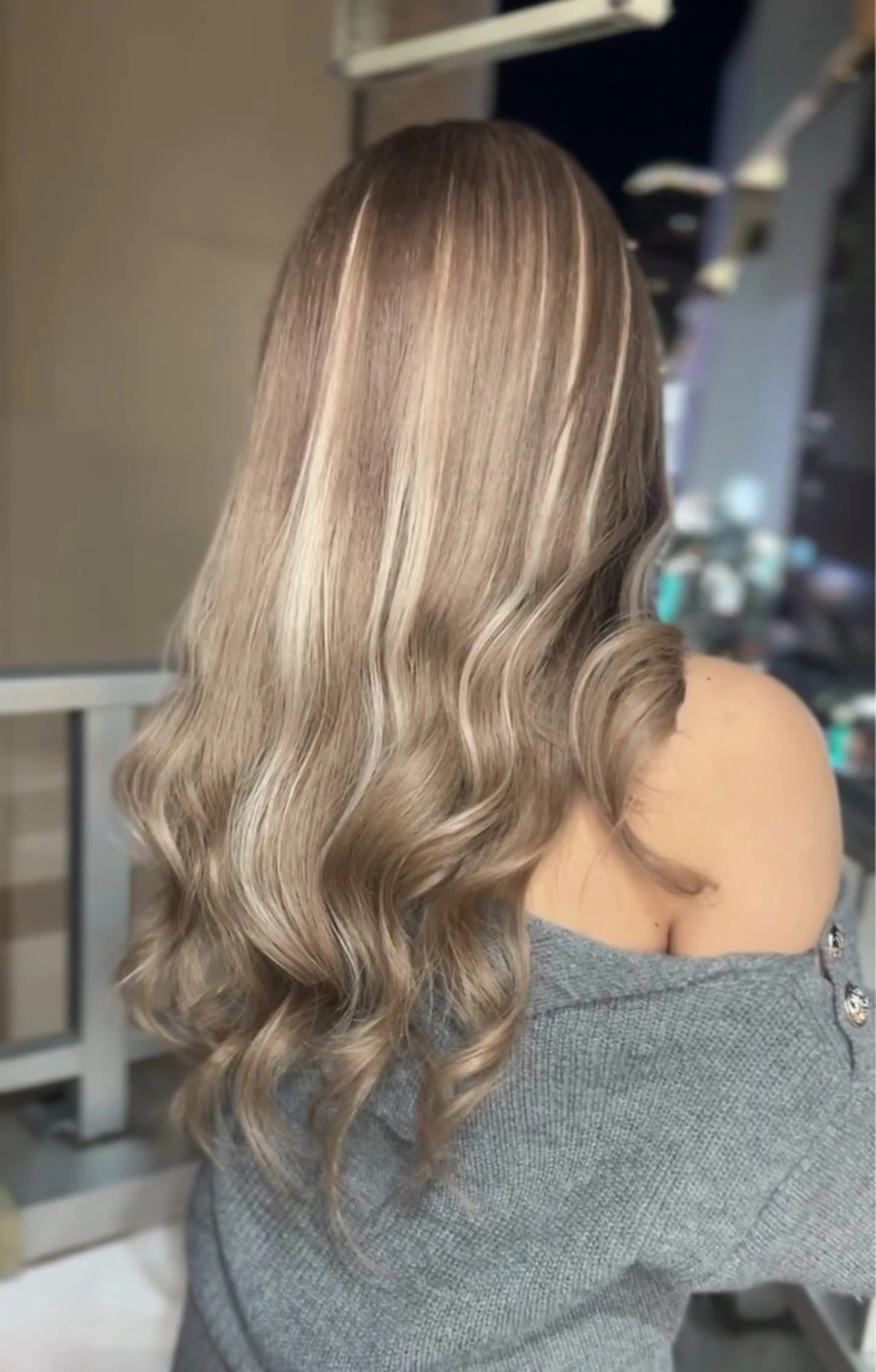 カラー 松田 篤樹のヘアスタイル