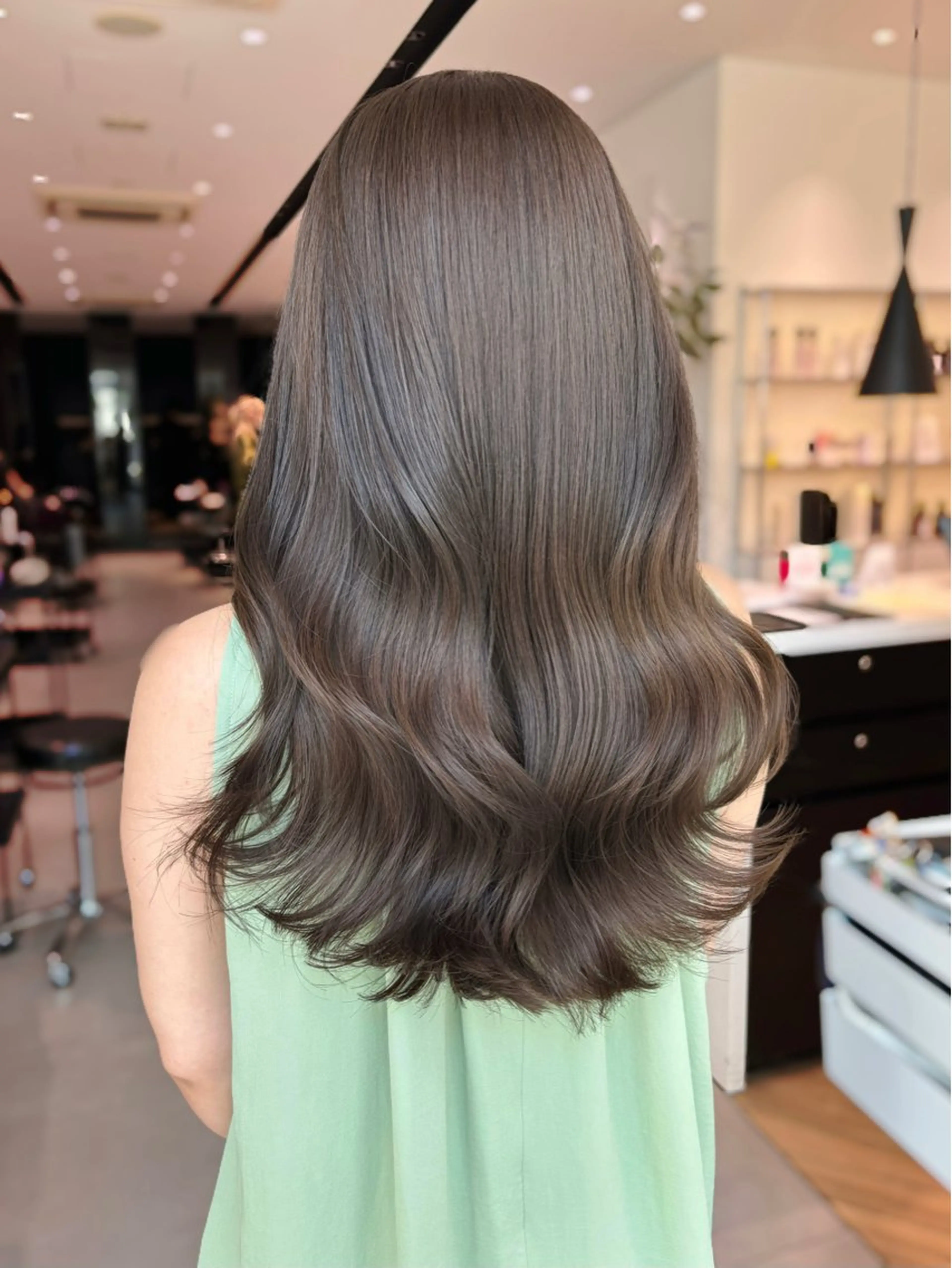 ロング カラー ベージュカラー オリーブベージュ 韓国風ヘア レイヤーカット カット ヘアカラー トリートメント 銀座/韓国レイヤー/ 艶カラー🍓原田侑依のヘアスタイル