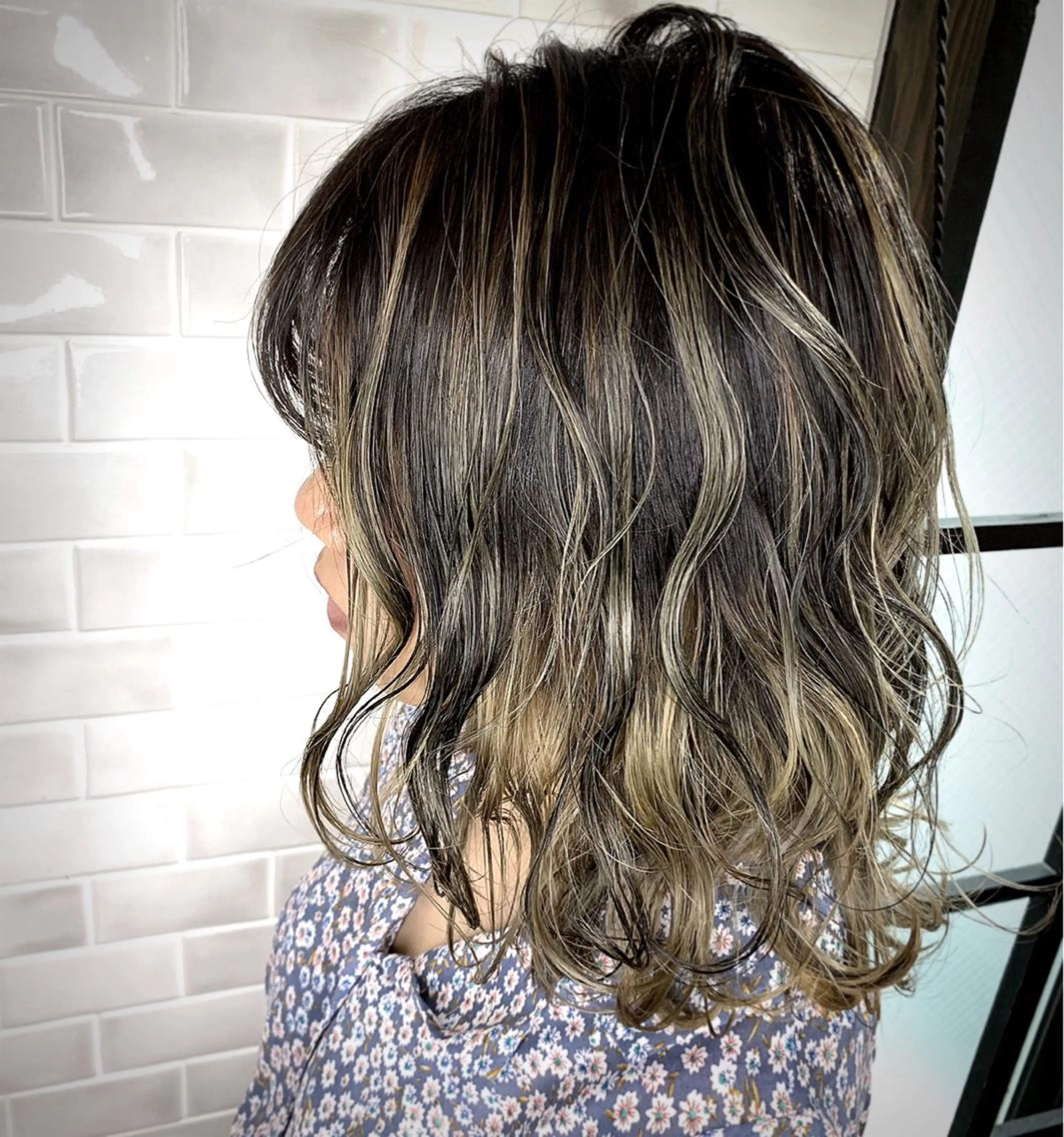 ミディアム カラー siun.シウン　京都駅前所属・木下 旬起のヘアスタイル