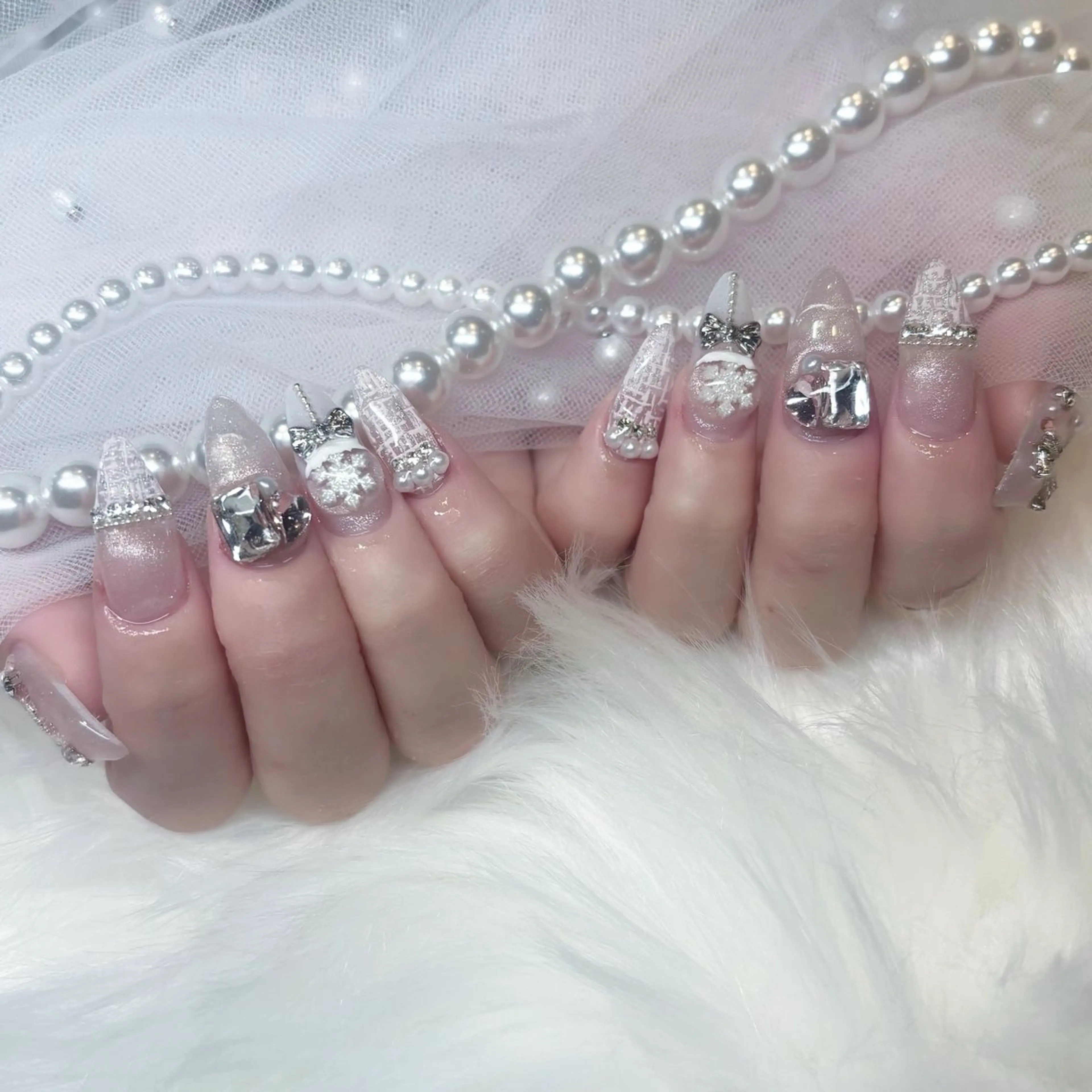 ネイル 冬ネイル クリスマス Lind 天王寺 ゆち🎀のネイルデザイン