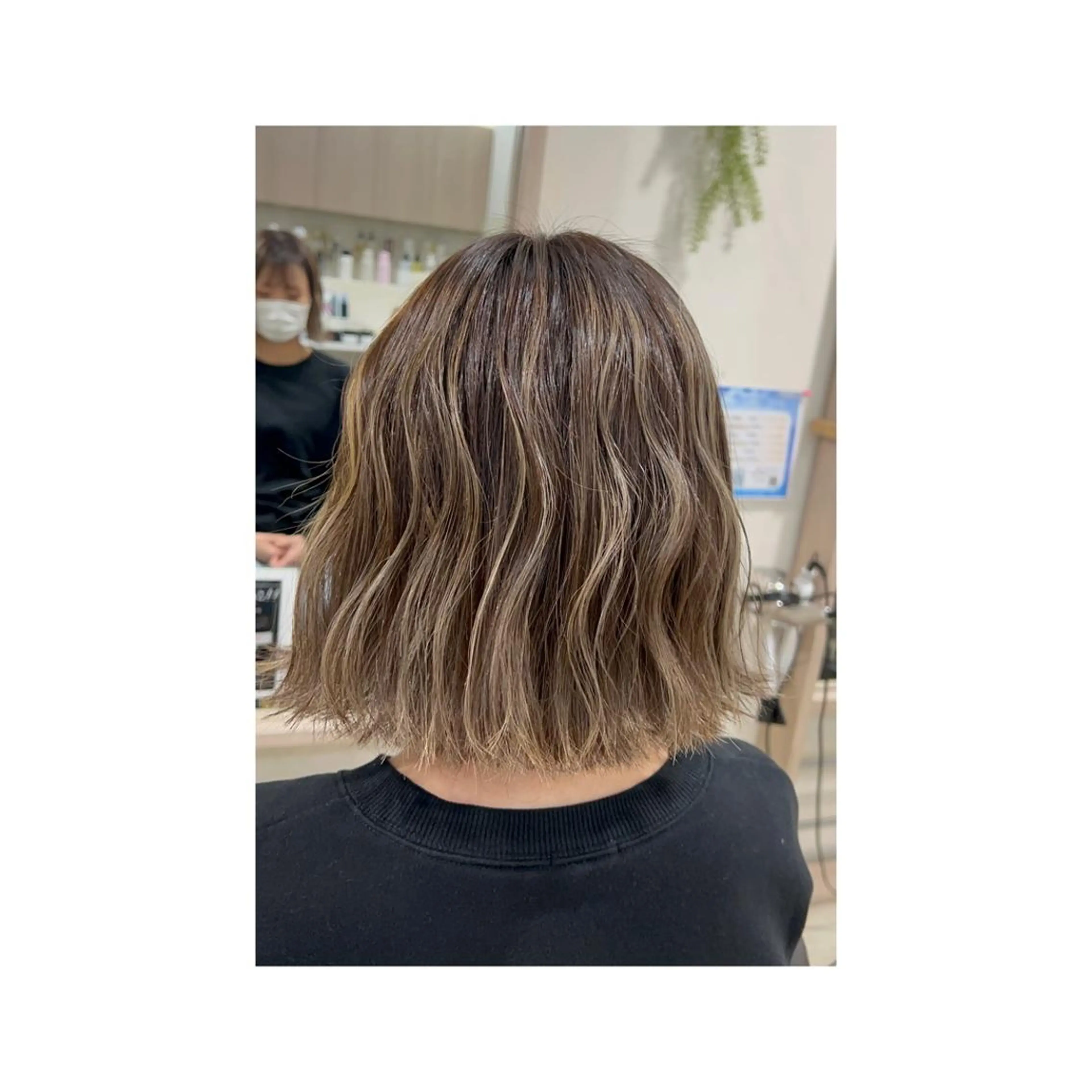 ミディアム カラー ハイライトカラー ハイライト ヘアカラー トリートメント KR2S  古市店所属・KR2S× 亜以加のヘアスタイル