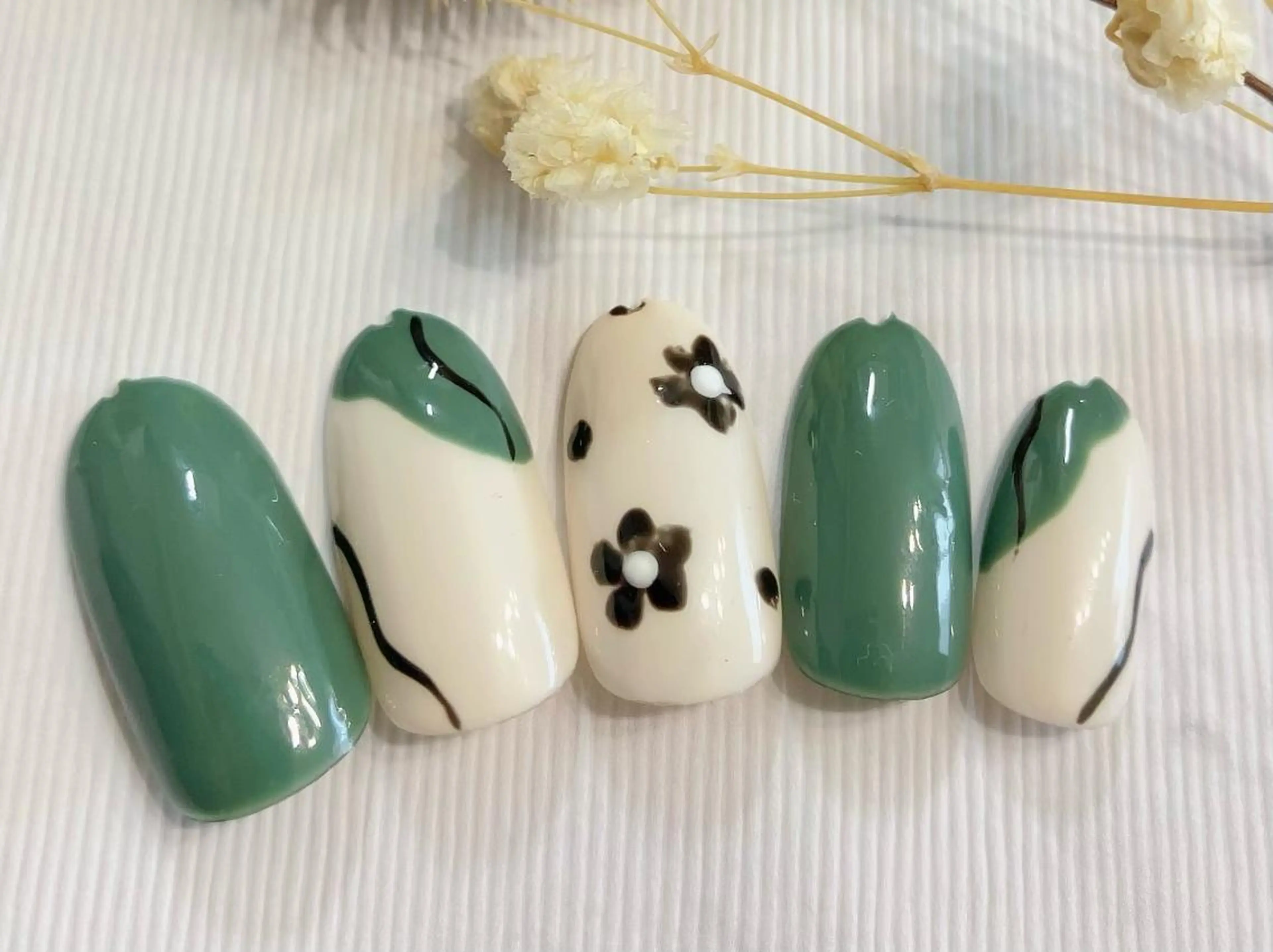 【オフ込】定額ハンドネイル　\6.980の写真