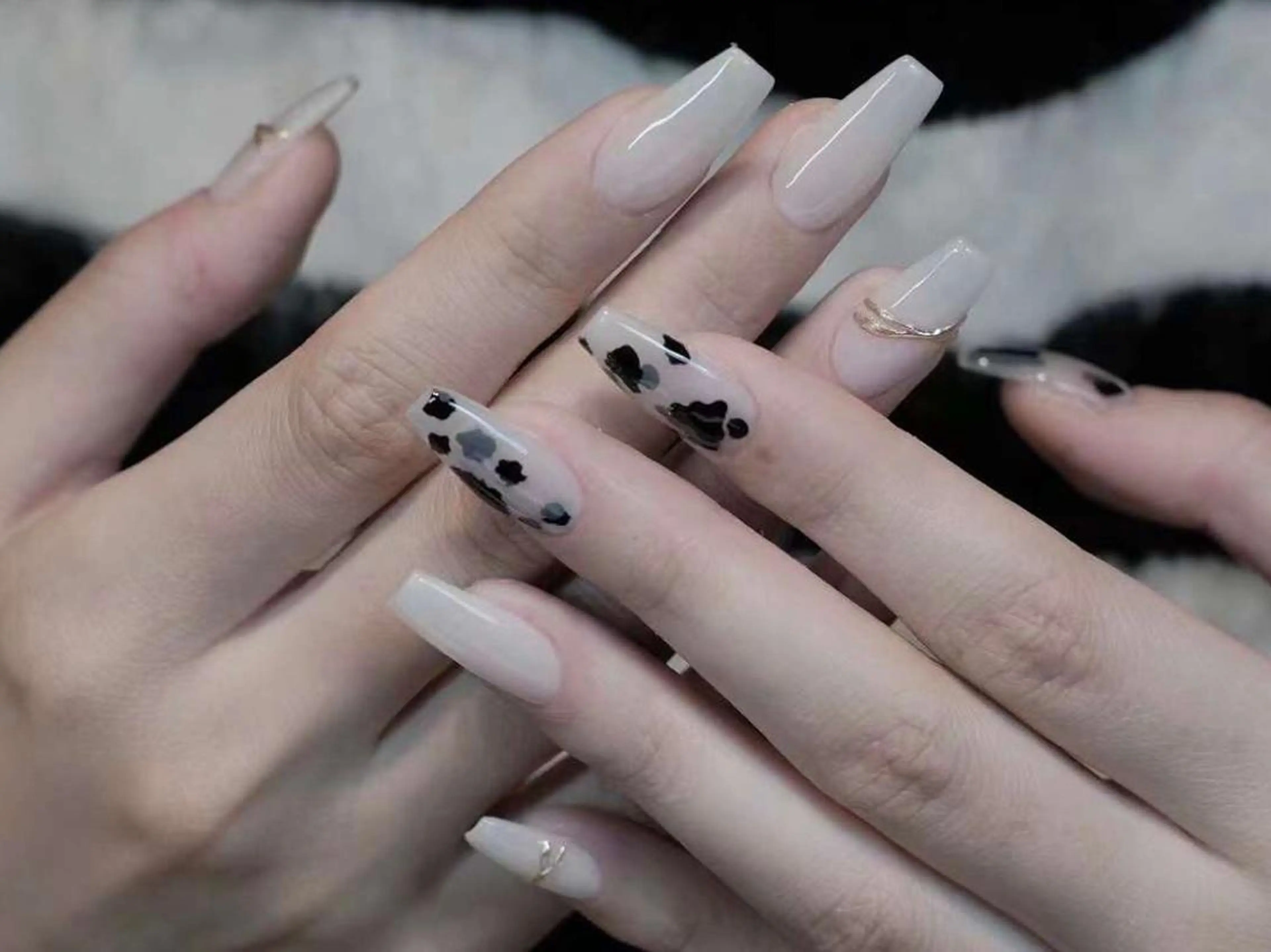 ネイル ハンドネイル リ サのネイルデザイン