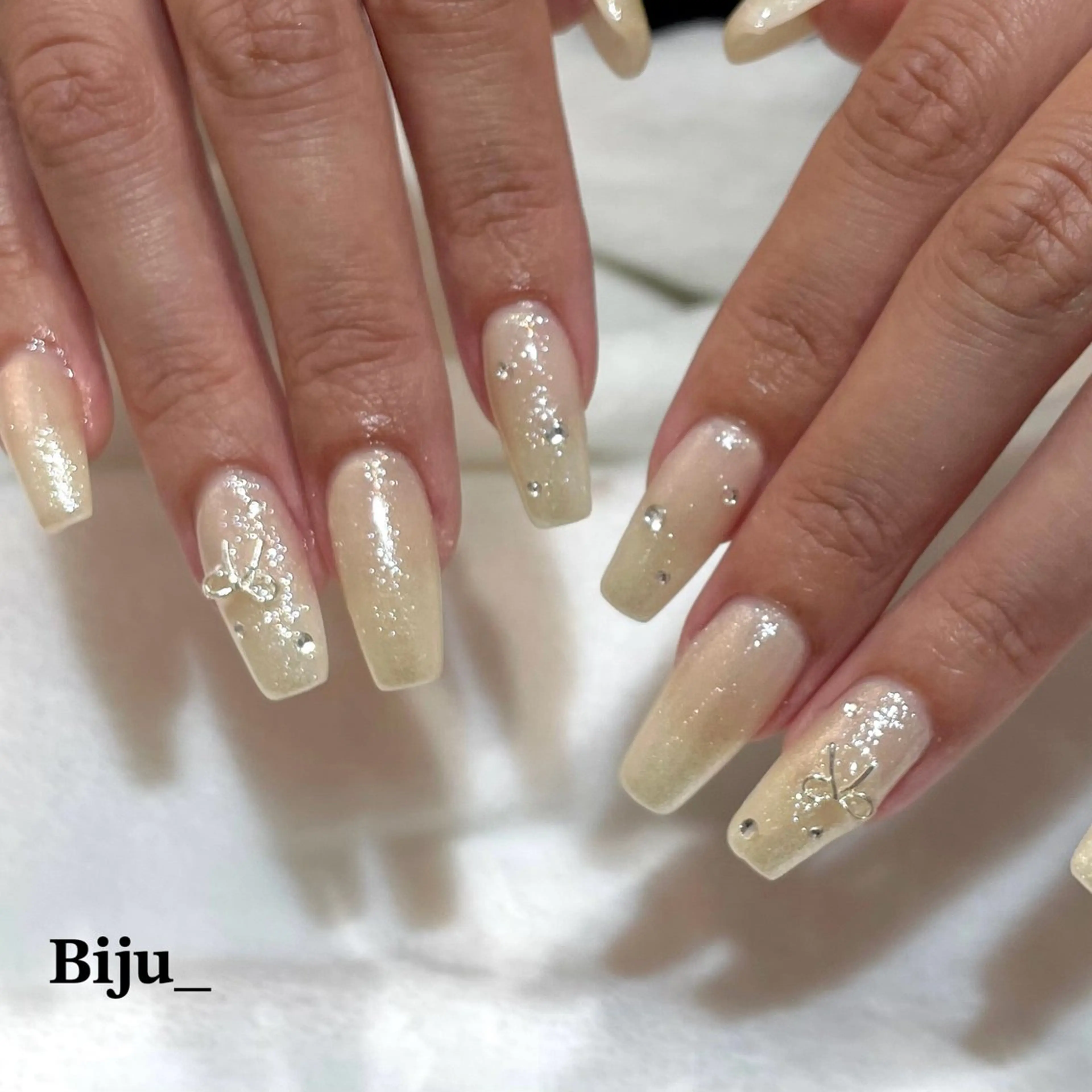 ネイル ハンドネイル Biju_所属・Biju_ (ビジュアンダー)のネイルデザイン