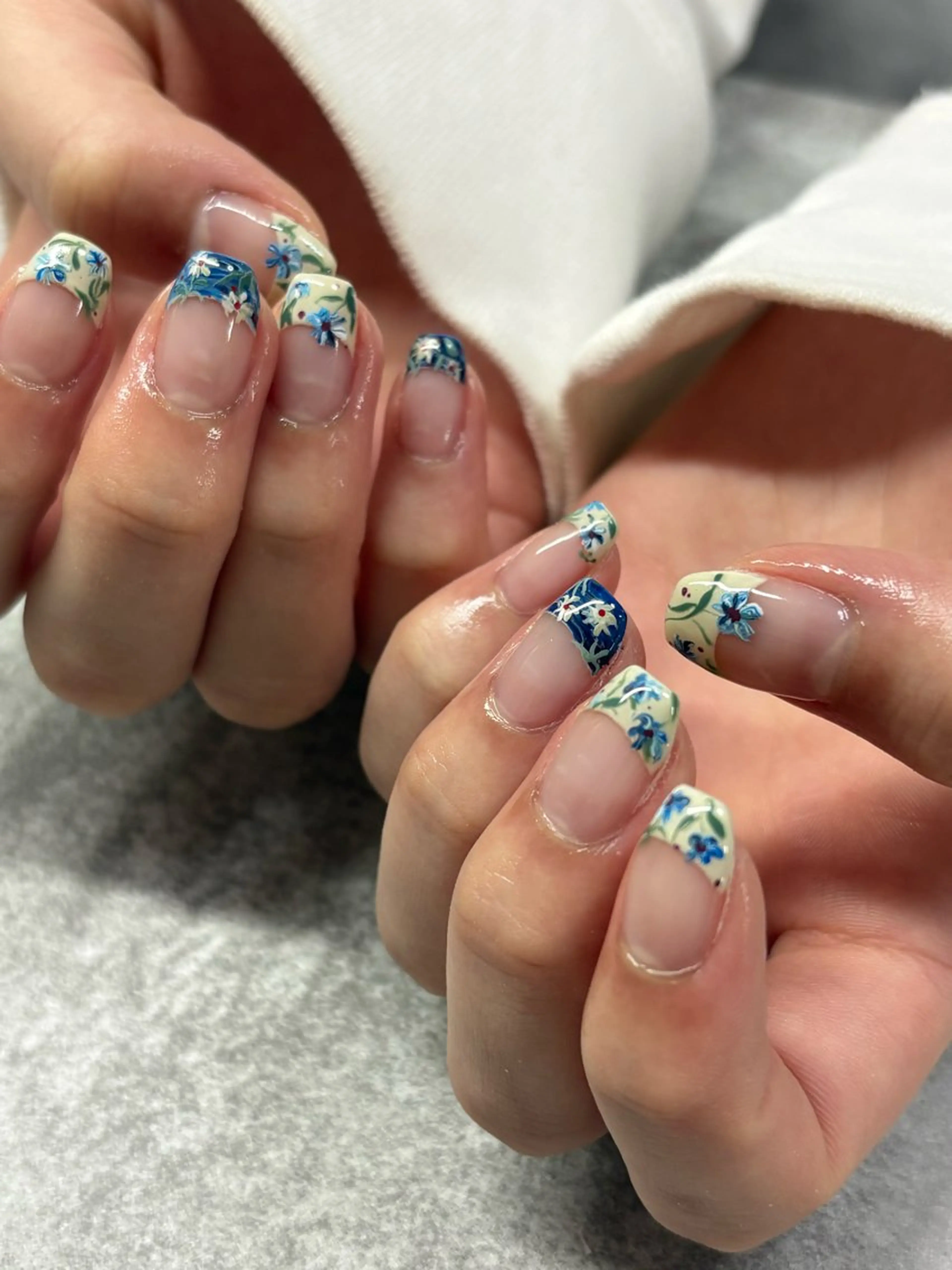 ネイル ハンドネイル FIORITURA Maikoのネイルデザイン