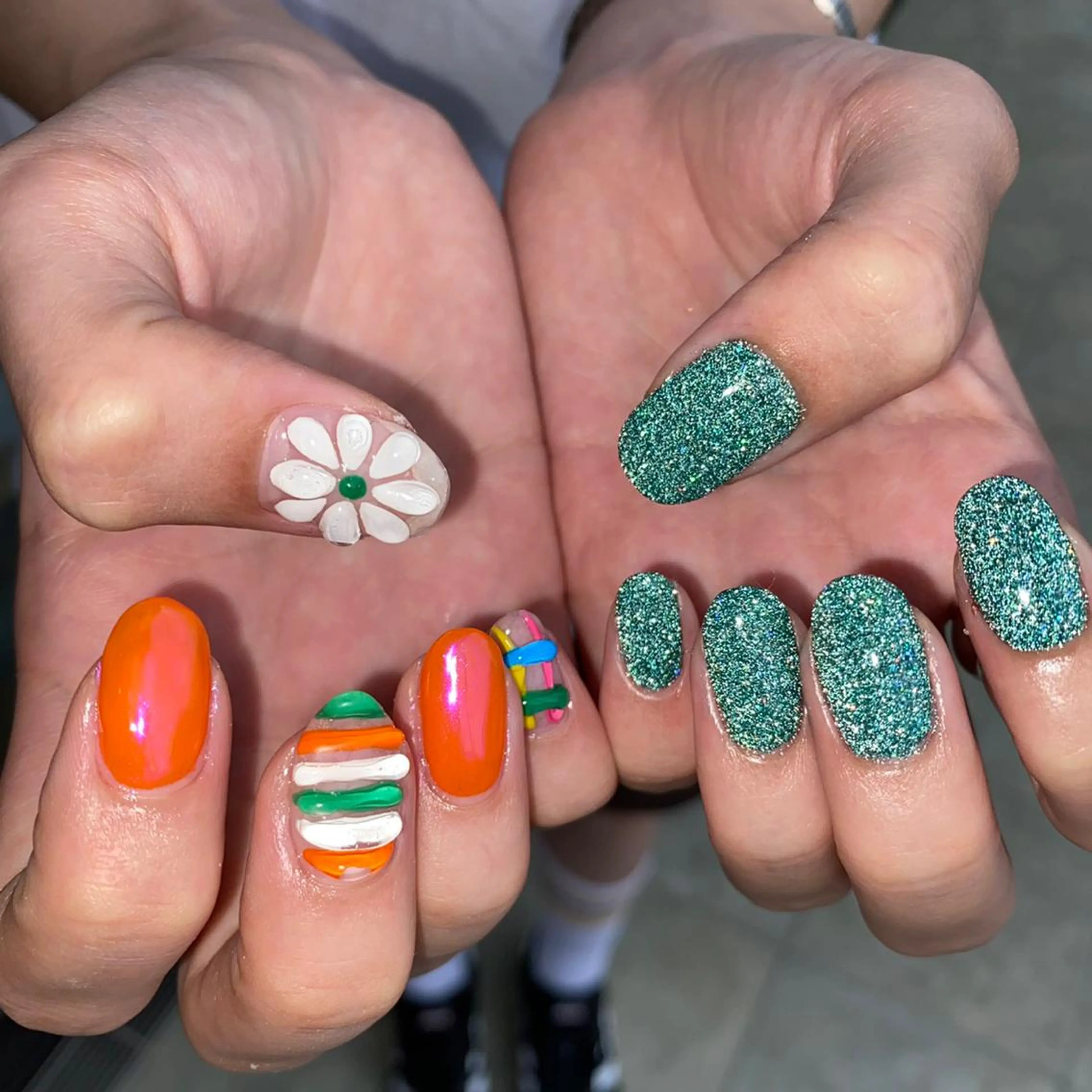 ネイル emanon 新宿東口店所属・nailist akariのネイルデザイン