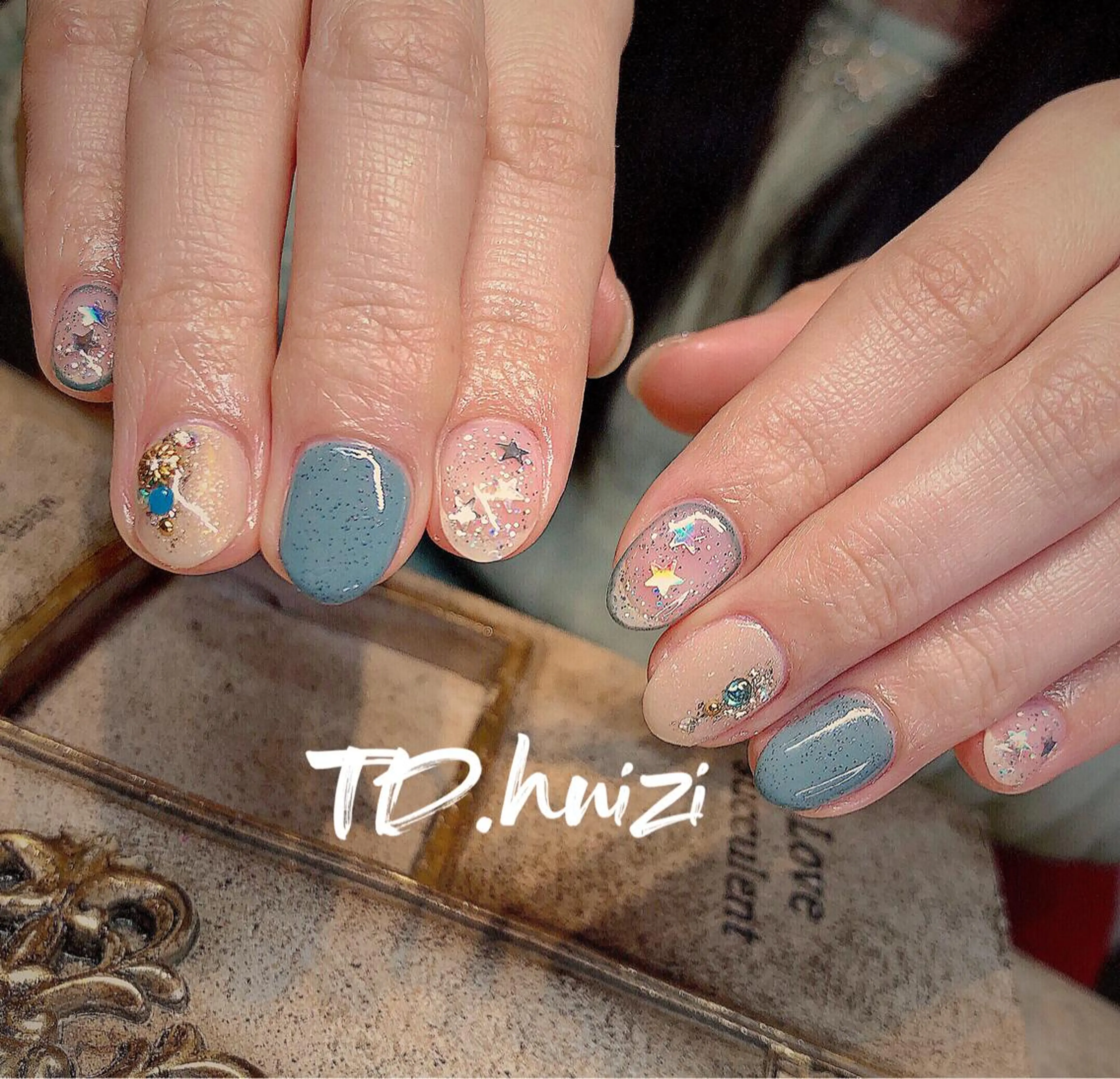 ミディアム めぐみのネイルサロン 惠のネイルデザイン