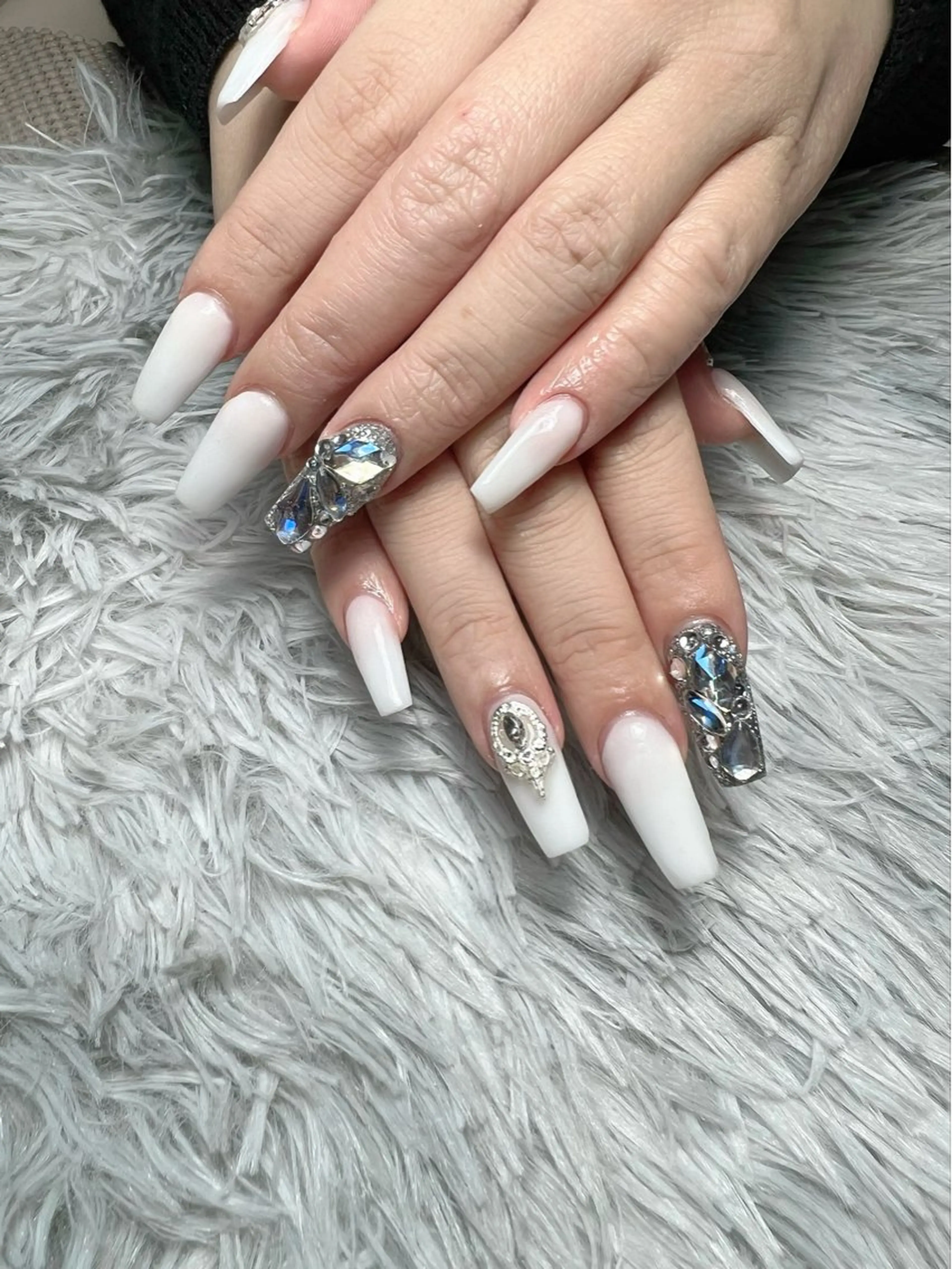 ネイル スカルプネイル シンプルネイル スクエアネイル ハンドネイル シェヌネイル JURAのネイルデザイン