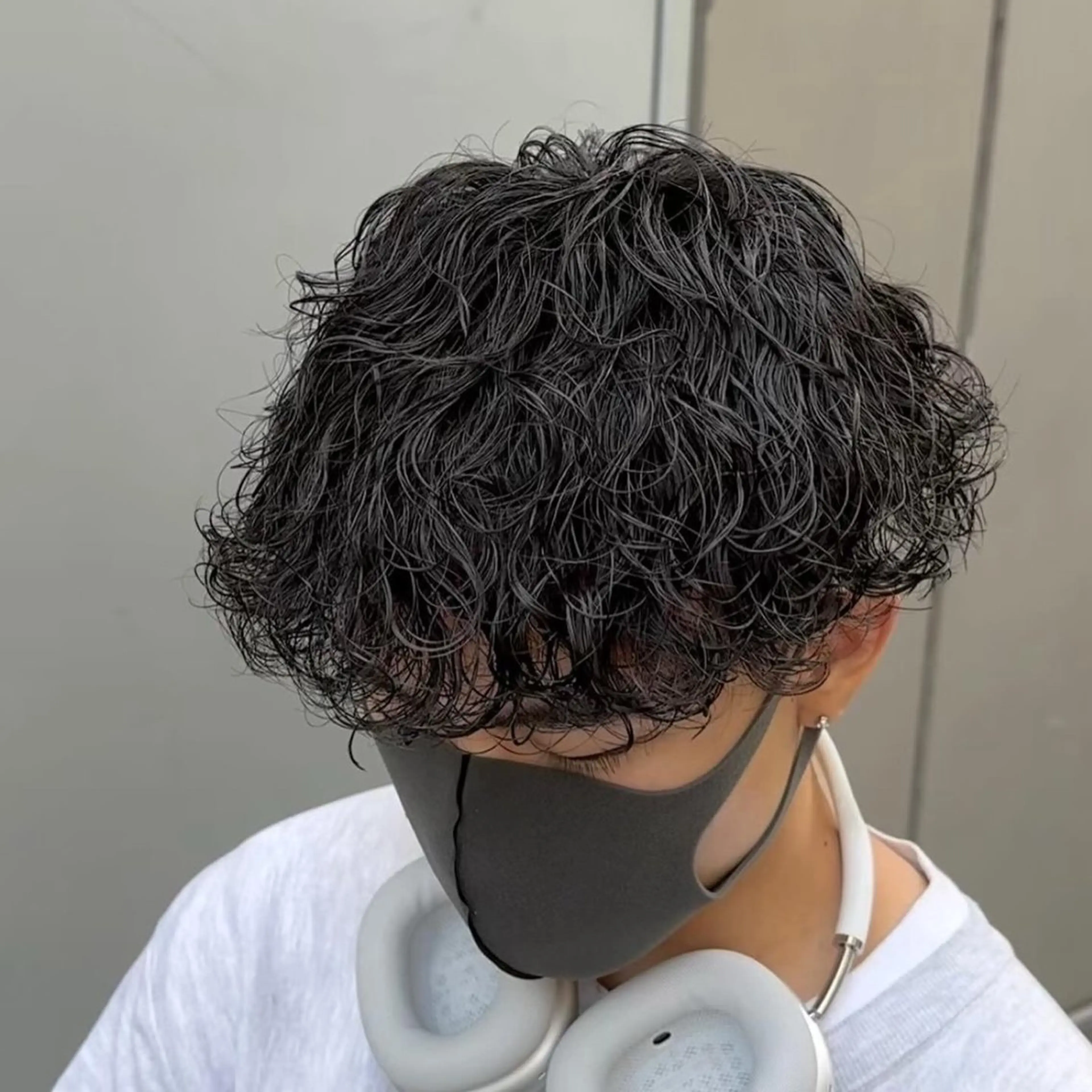 ショート カラー パーマ メンズ メンズハイライト メンズパーマ ツイストスパイラルパーマ 波巻きパーマ ハイライトカラー 🔥 メンズ 特化🔥RAIのヘアスタイル