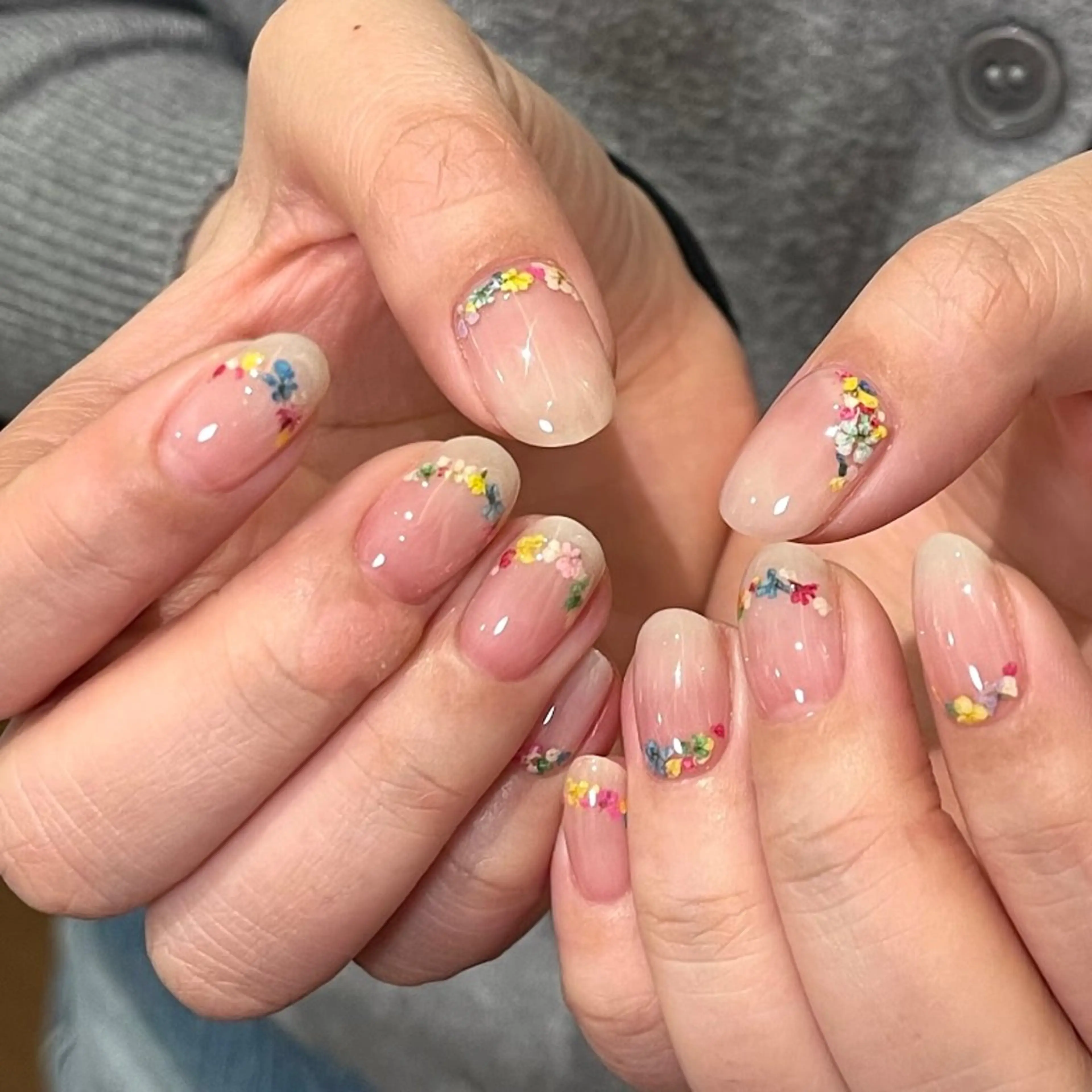 ネイル チークネイル フラワーネイル フレンチネイル ジェルネイル ガーリー ハンドネイル 高橋 雪のネイルデザイン