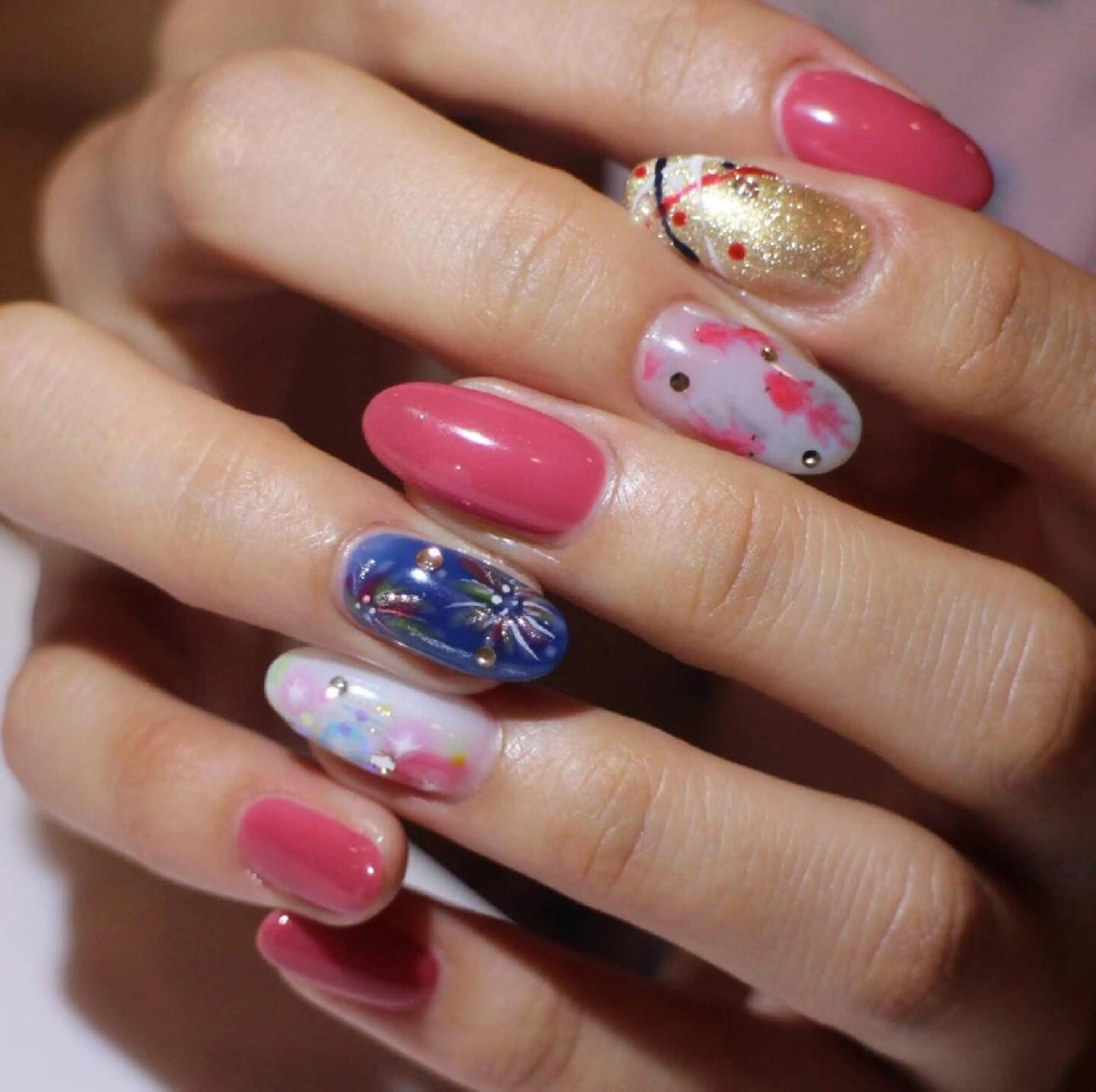 ネイル L’atelier Nenuphar所属・nénuphar misaのネイルデザイン