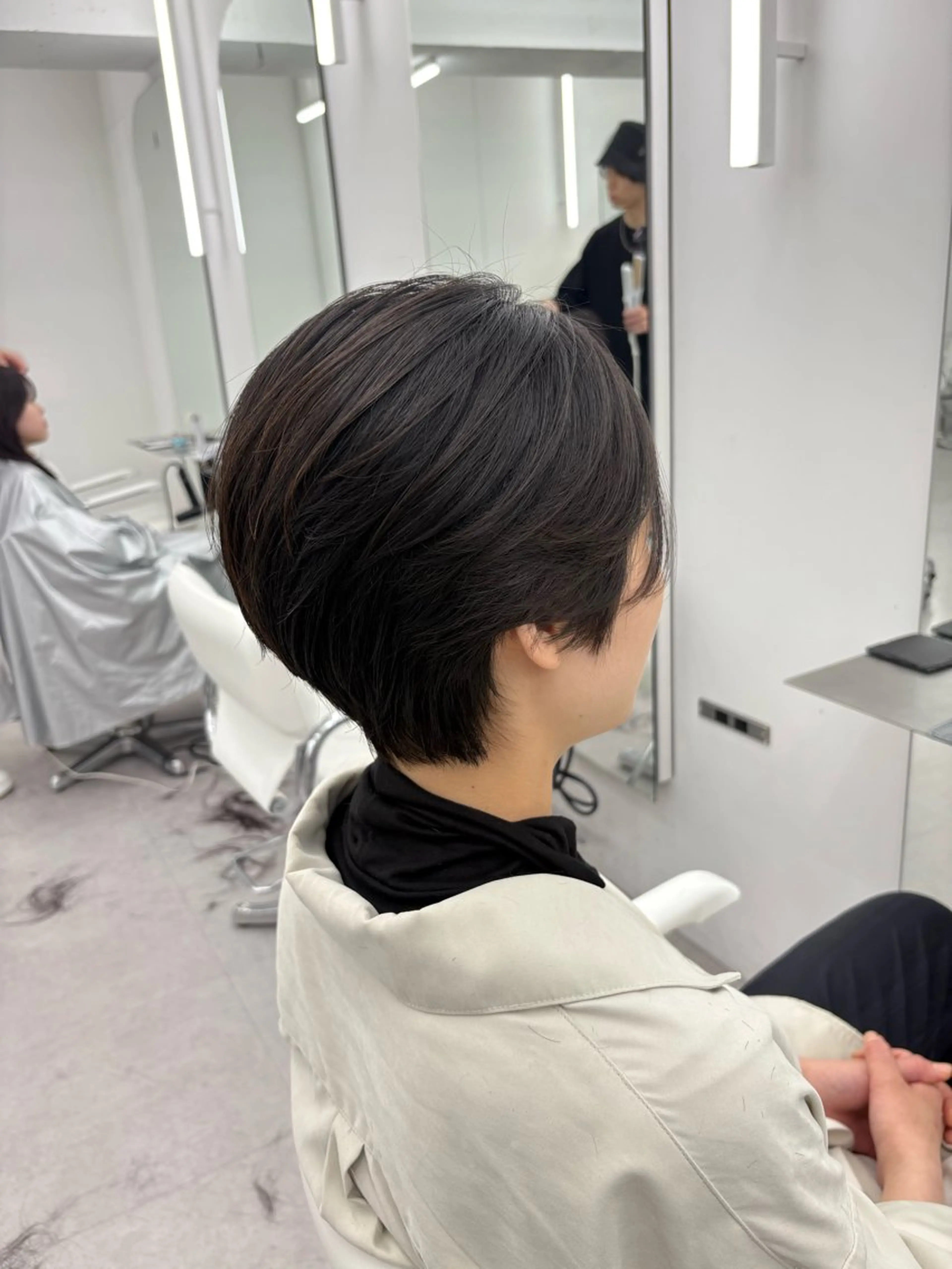 ショート 韓国ヘア/レイヤー/ 顔まわり足立遥奈のヘアスタイル