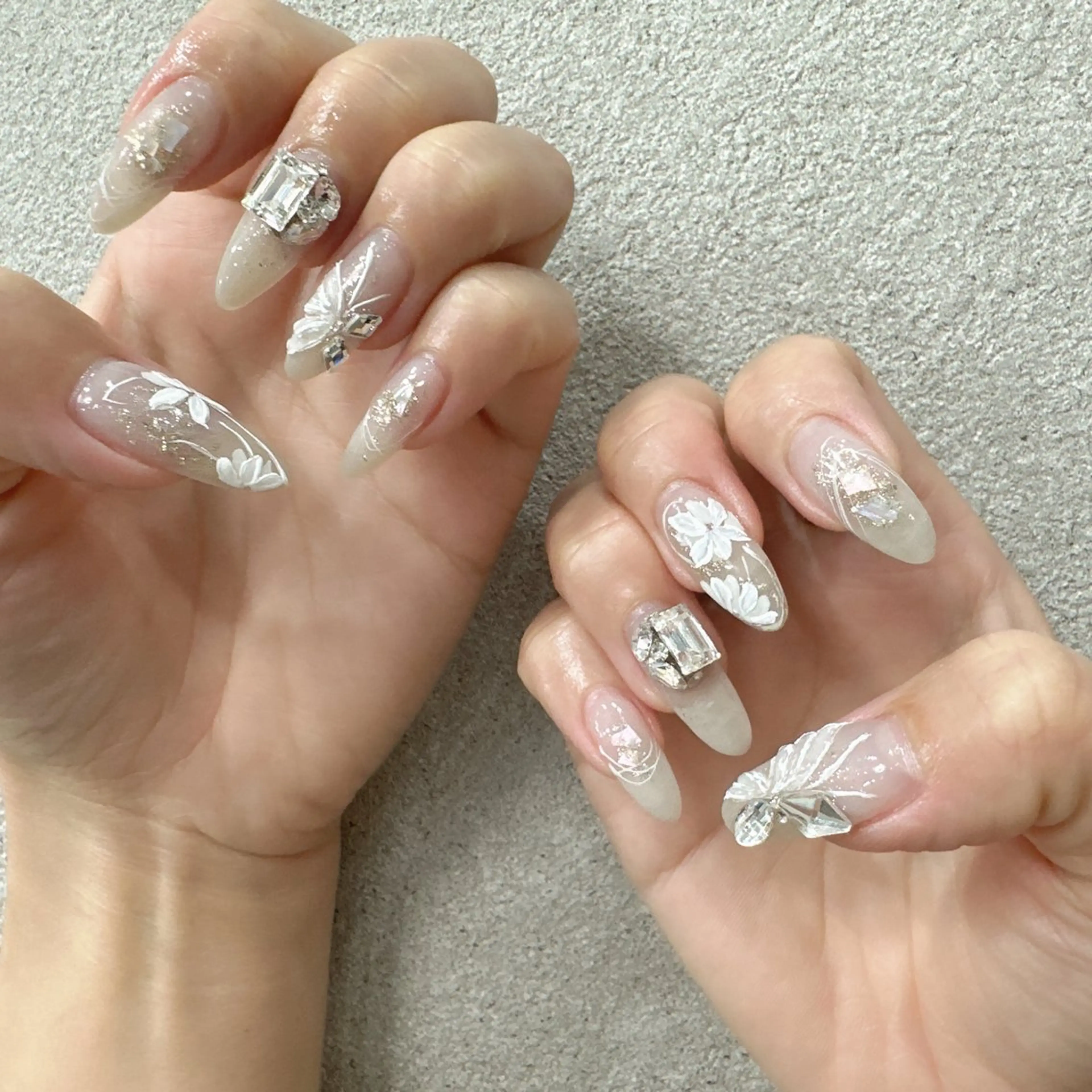 【チップ長さ出し】🌟 持ち込みデザイン•贅沢パーツ•ストーン乗せ放題   14980円の写真