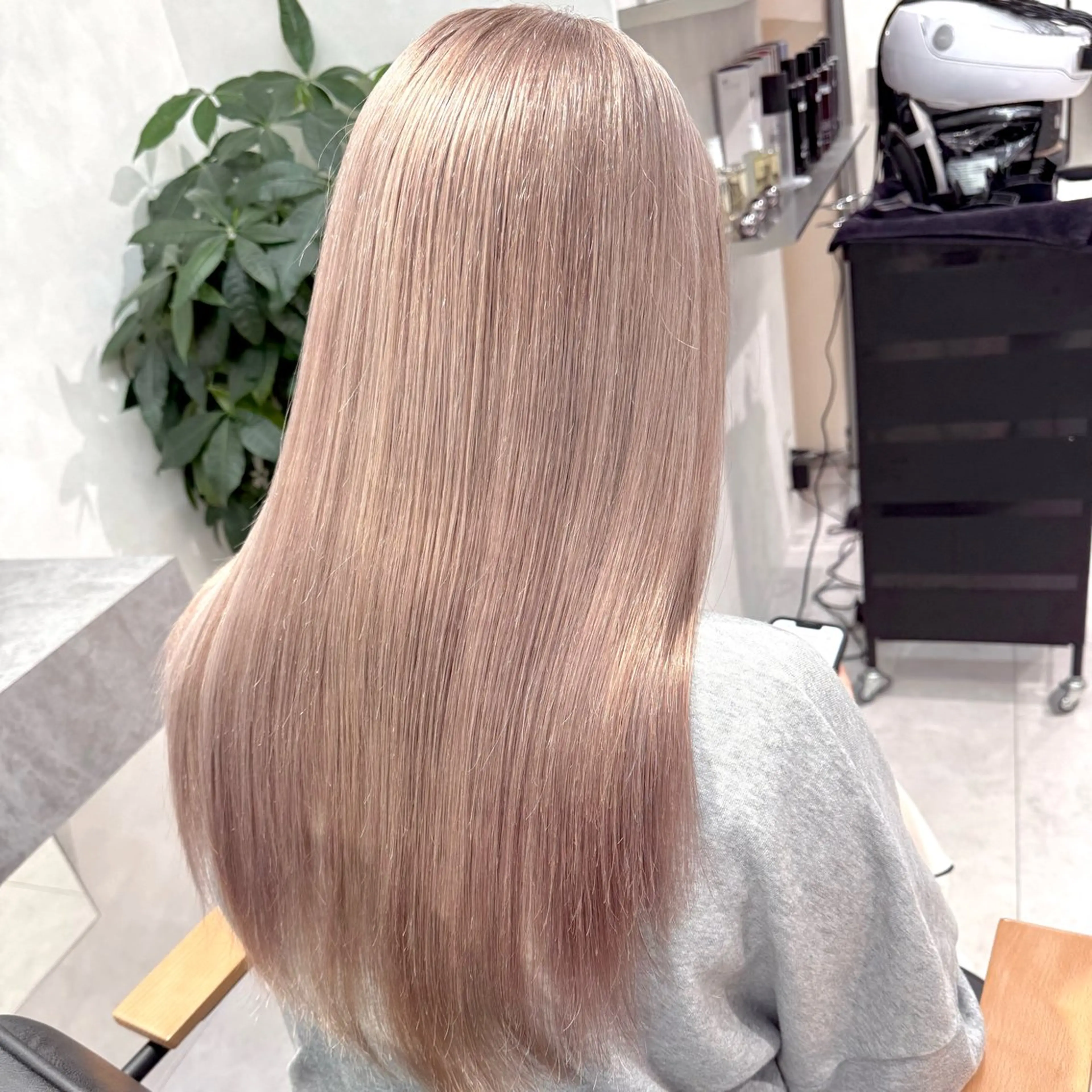 【🥇人気No.1𓂃🫧】新世代ケアブリーチカラー+ダメージ補修トリートメント🎀の写真