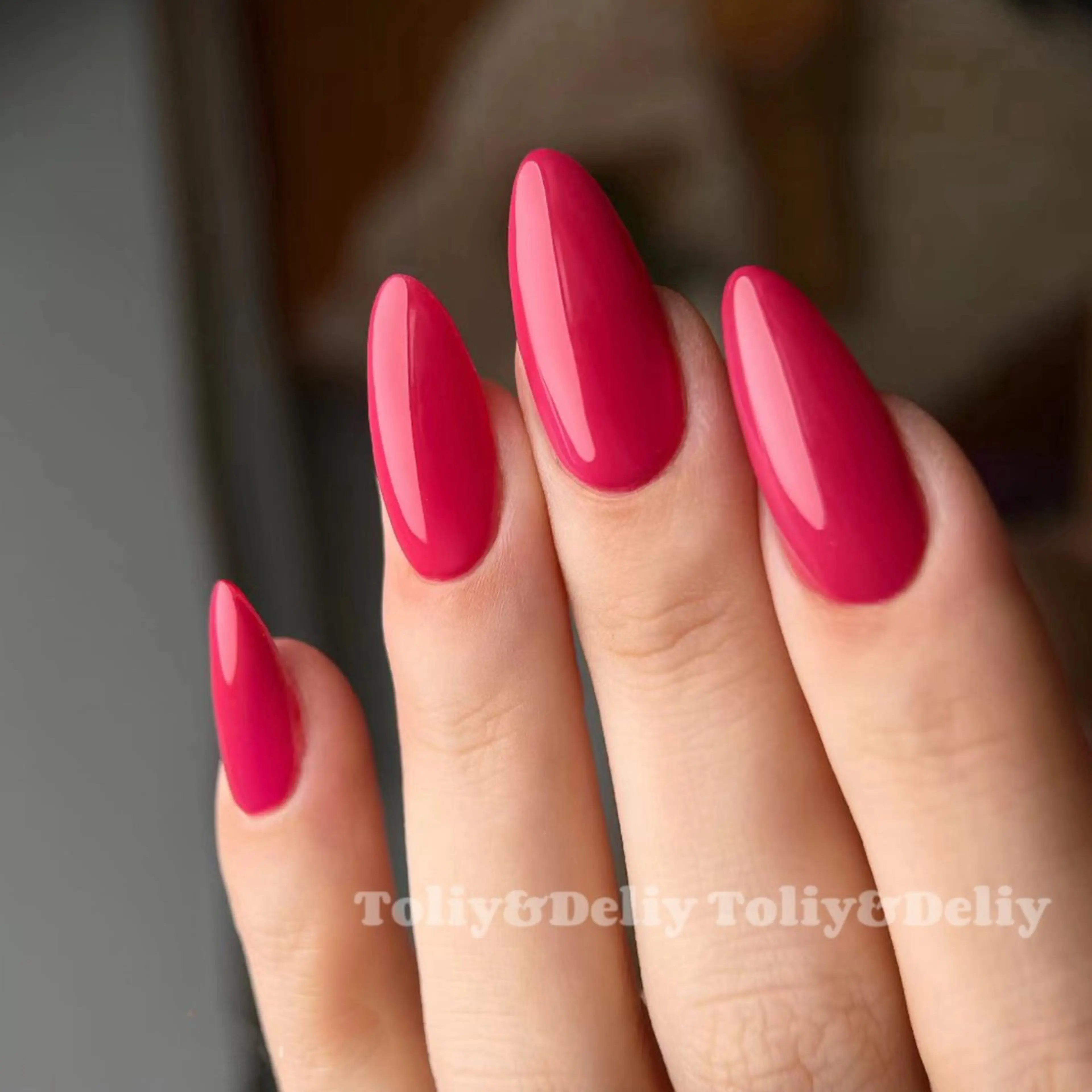 ネイル ToliyDeliy Nail Salonのネイルデザイン