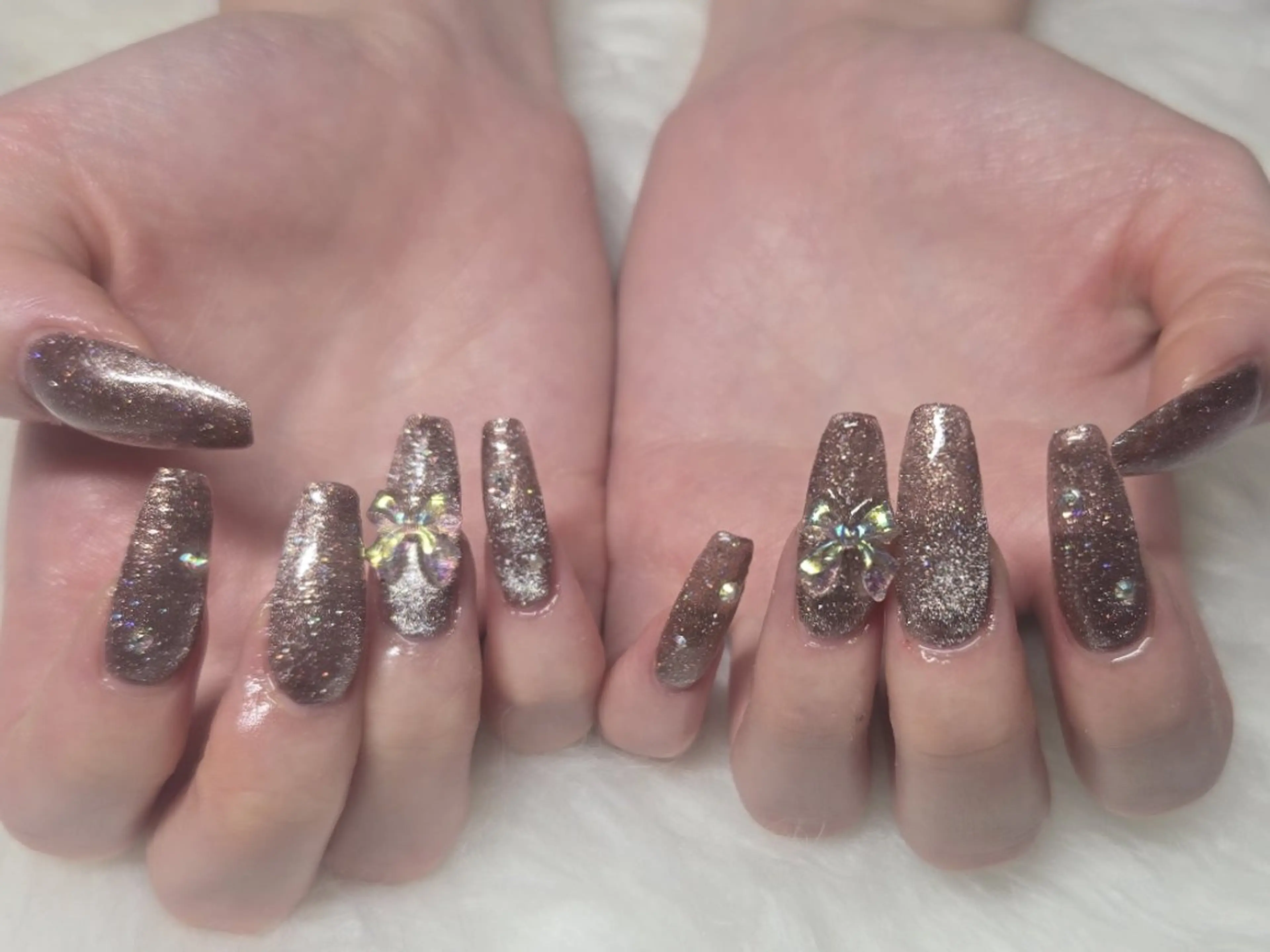 ロング ハンドネイル LILY Salonのネイルデザイン