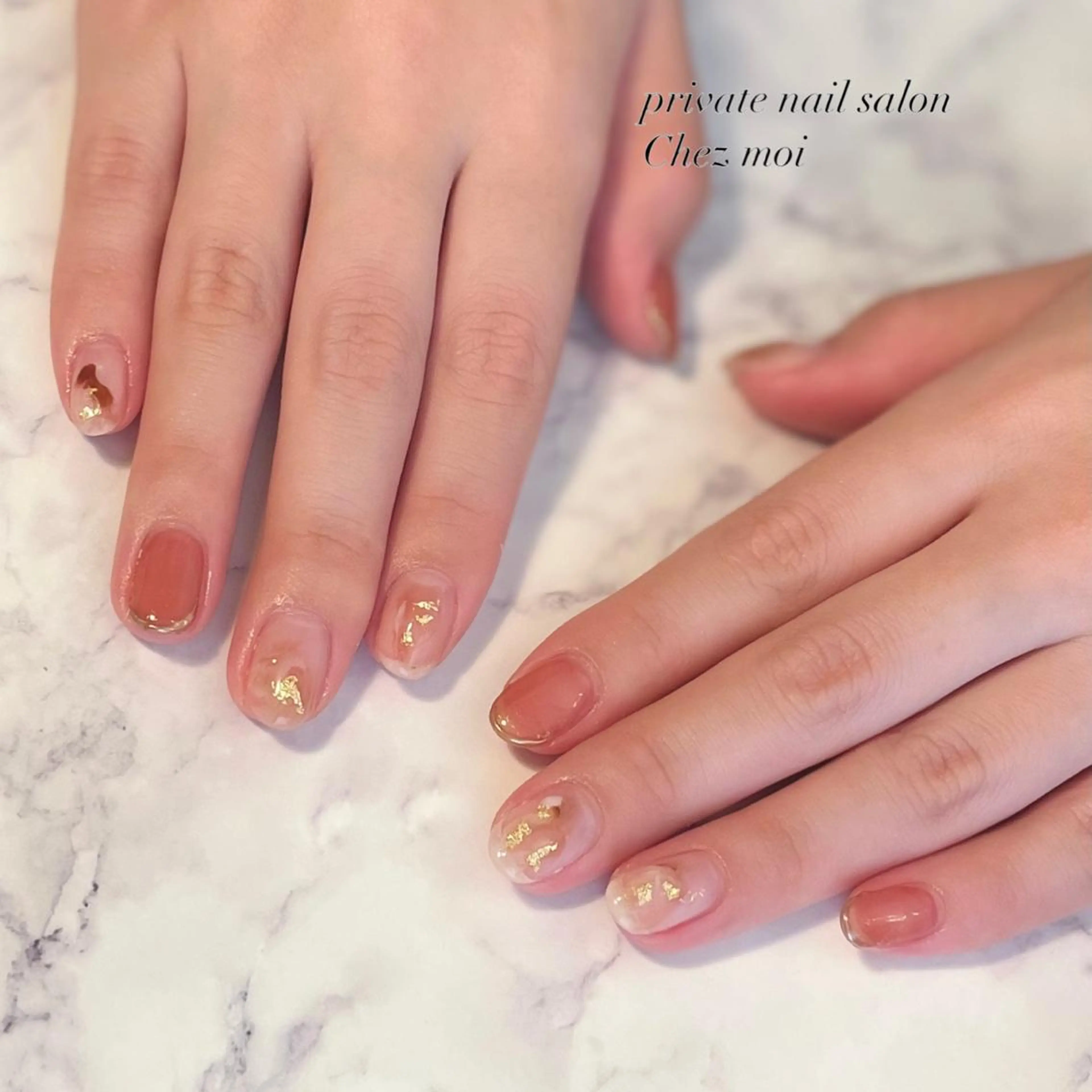 ネイル ニュアンスネイル KOMINE TOMOKOのネイルデザイン