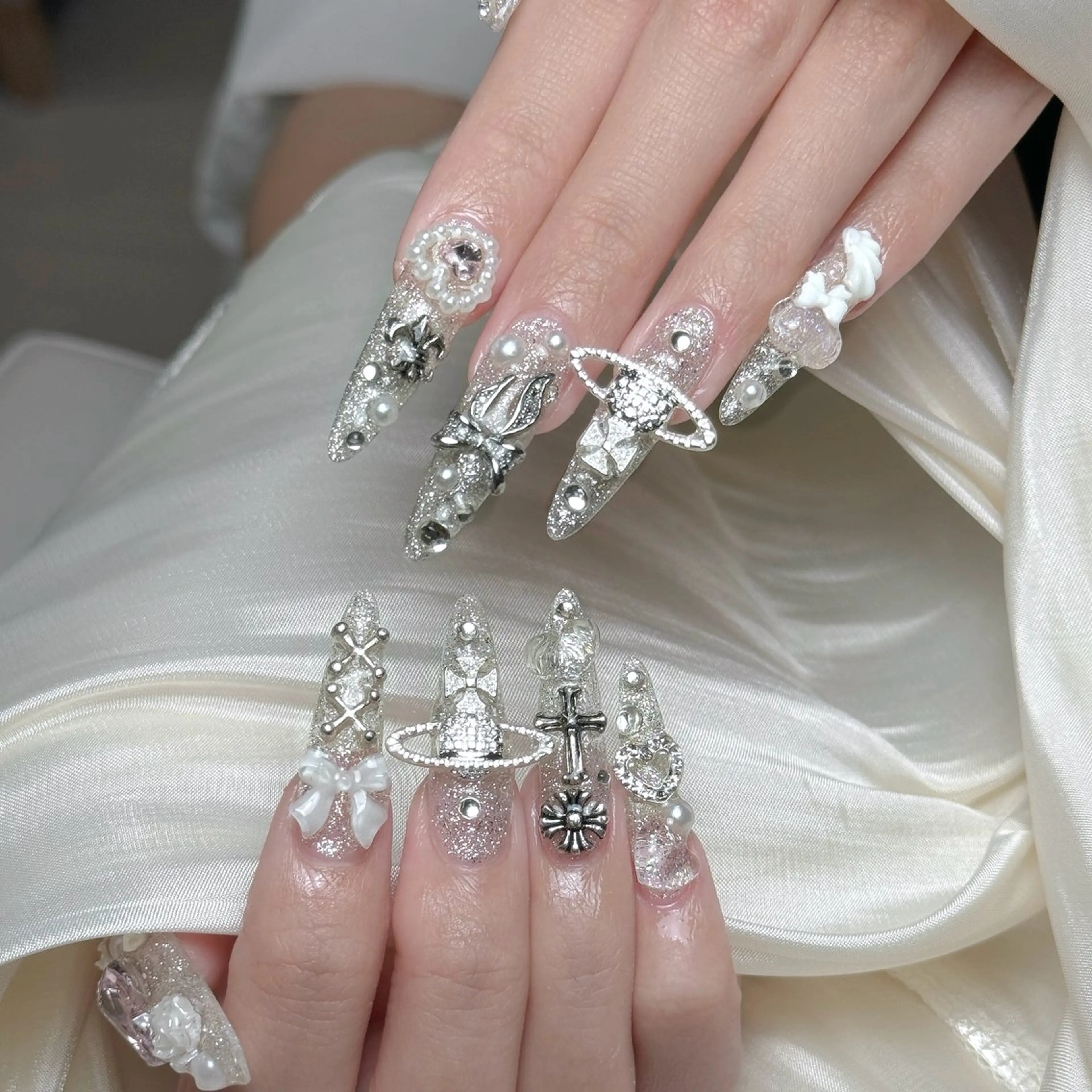 ネイル Maggie Nail🦩のネイルデザイン