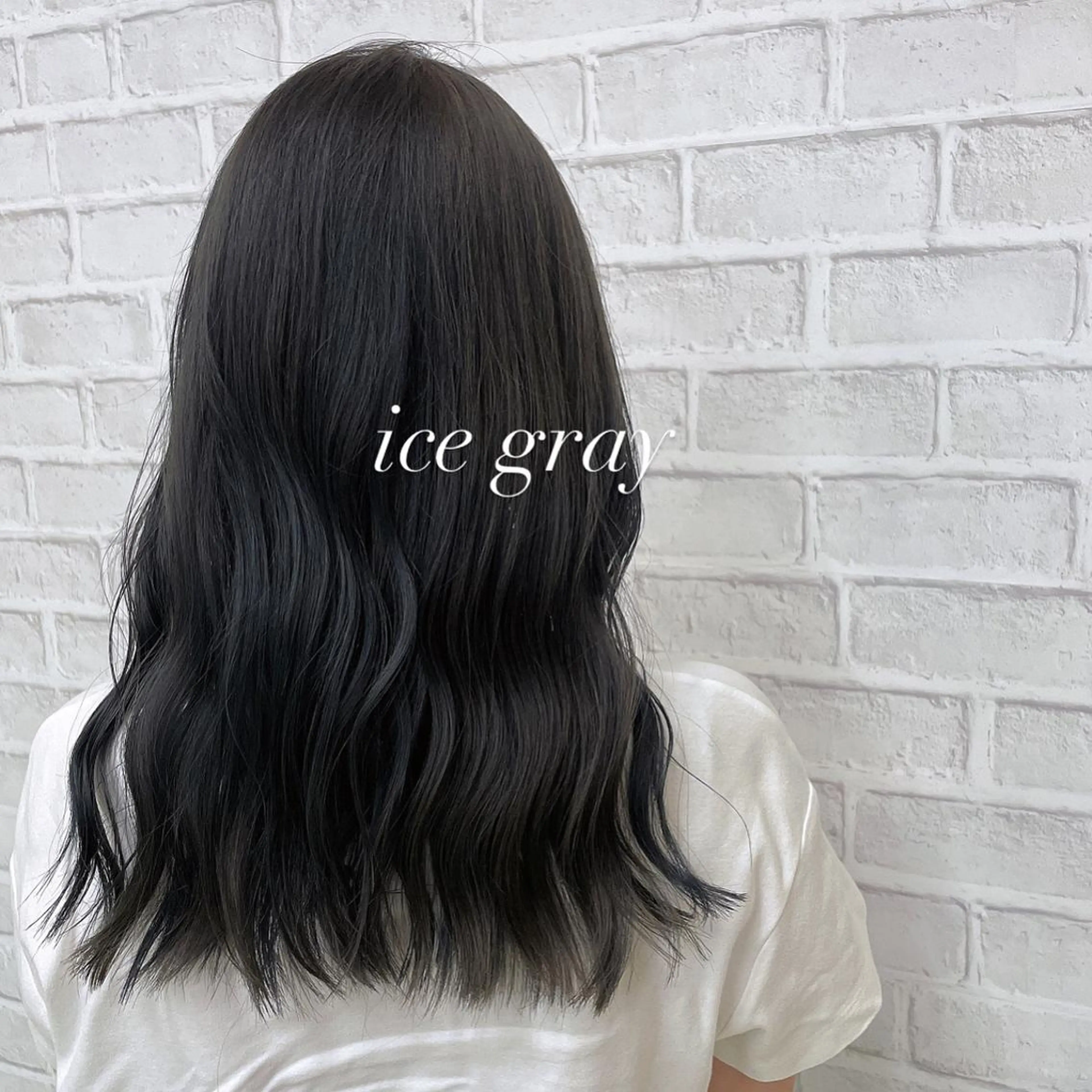 ロング アイスグレージュ ヘアーメイクWiLL 西宮店所属・川上 紗也加のヘアスタイル