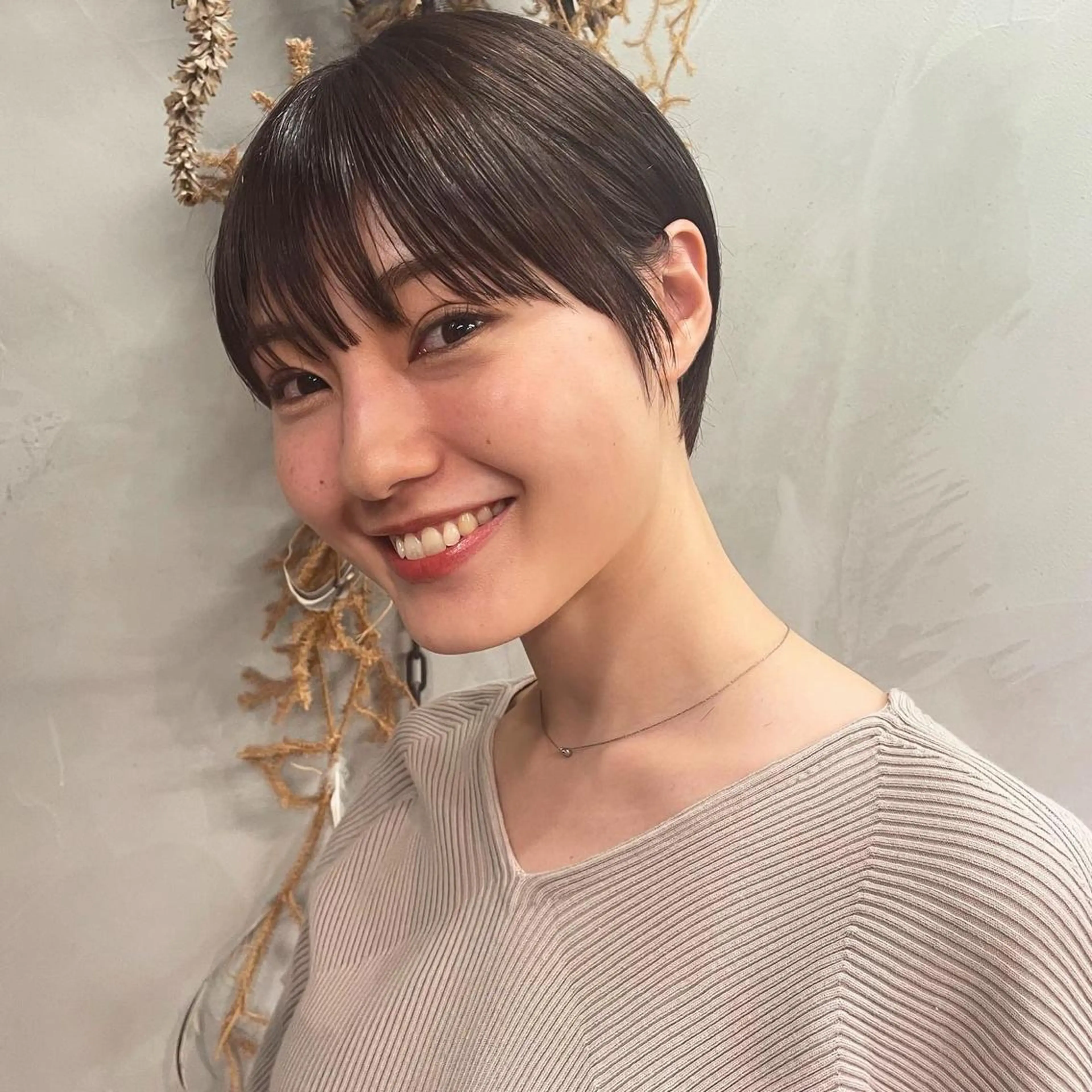 ショート カラー RorriM natsuのヘアスタイル