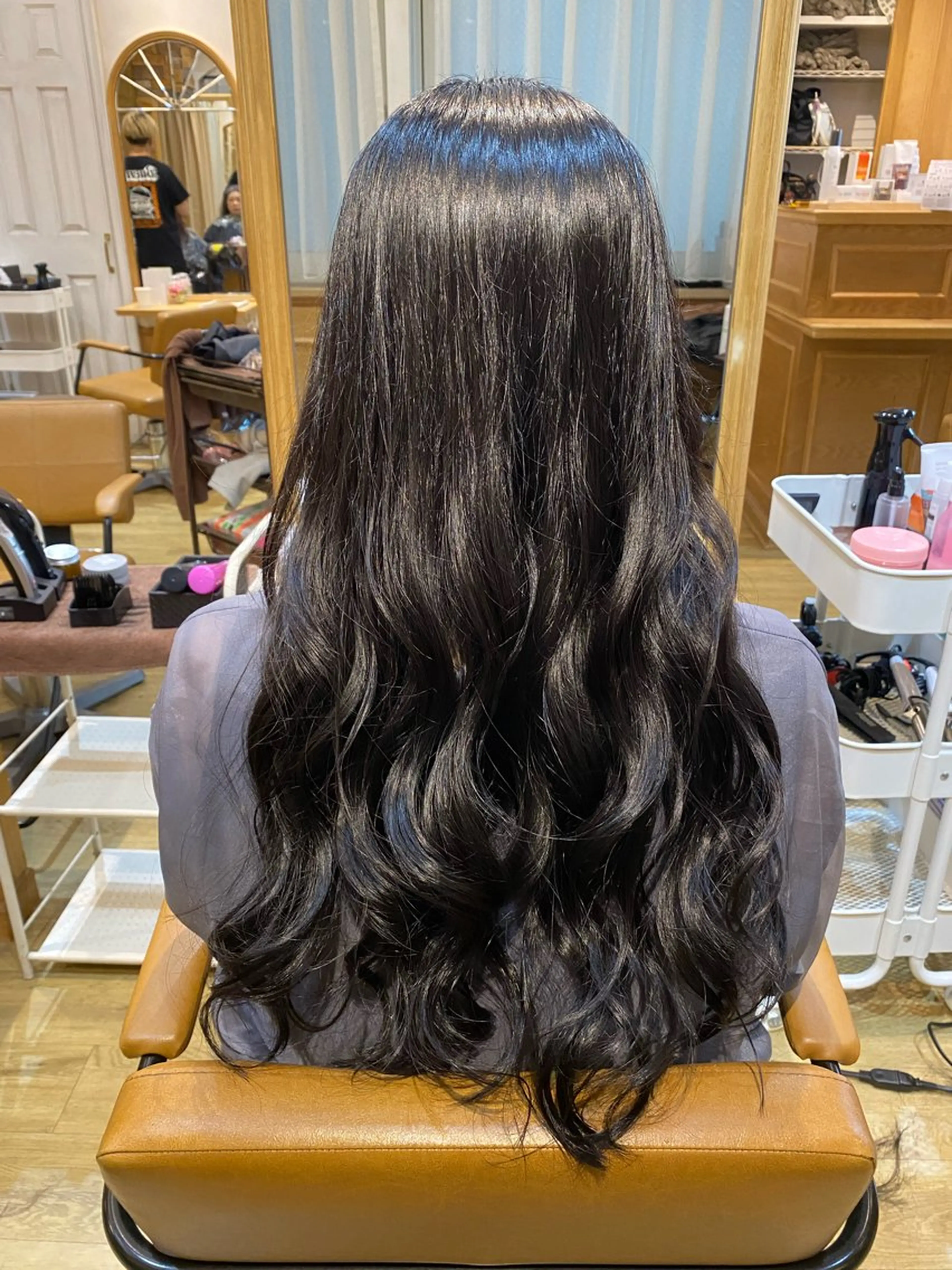 ロング 大谷 茉のヘアスタイル