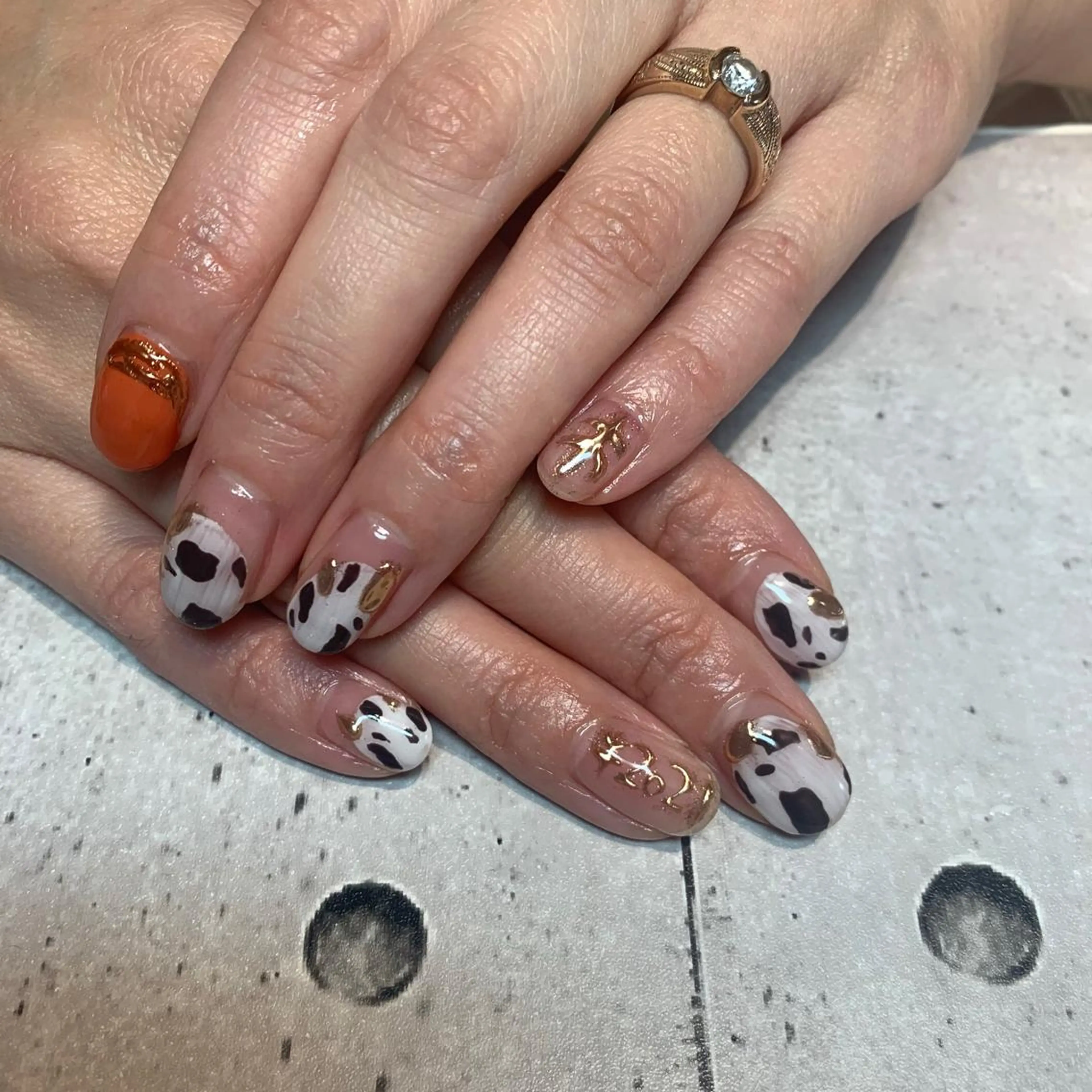 ネイル imymemine所属・渡邊 束紗のネイルデザイン