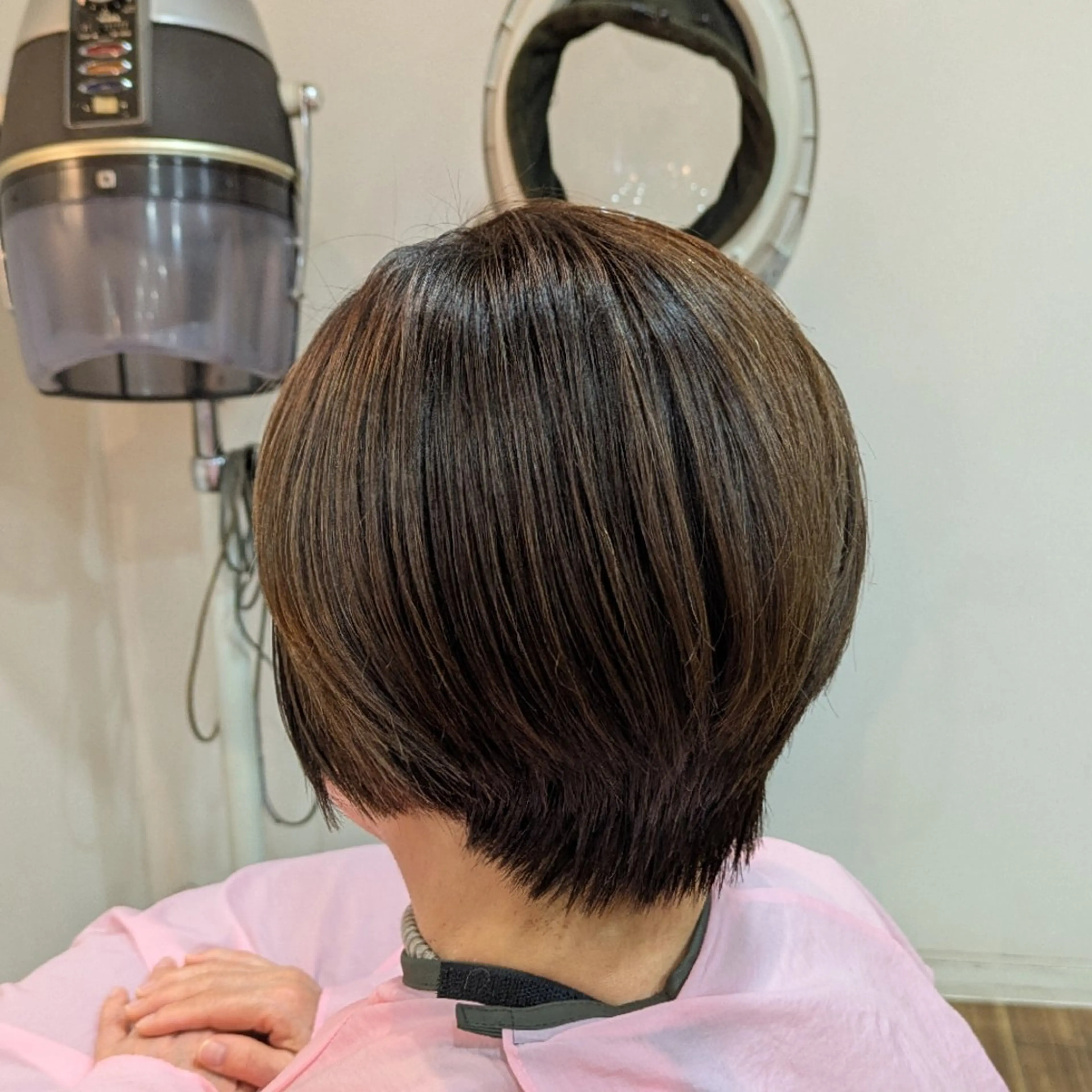 ショート ヘアカラー トリートメント 美容室IWAMI所属・中谷亮介 /大人世代のヘアスタイル