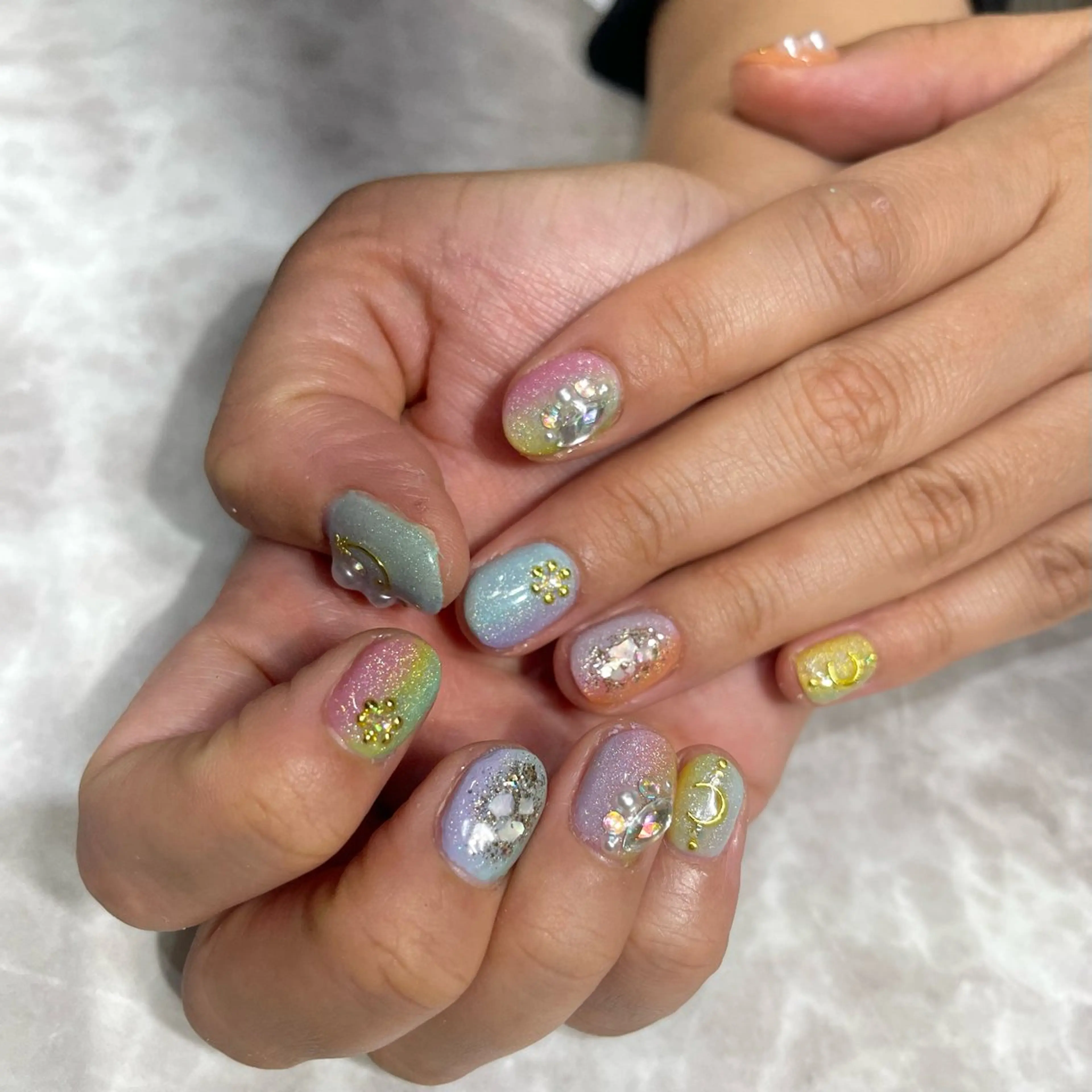 ネイル アートネイル ジェルネイル PlusOnenailsalon所属・粕屋ネイル＆耳つぼ 🫧Natsumiのネイルデザイン