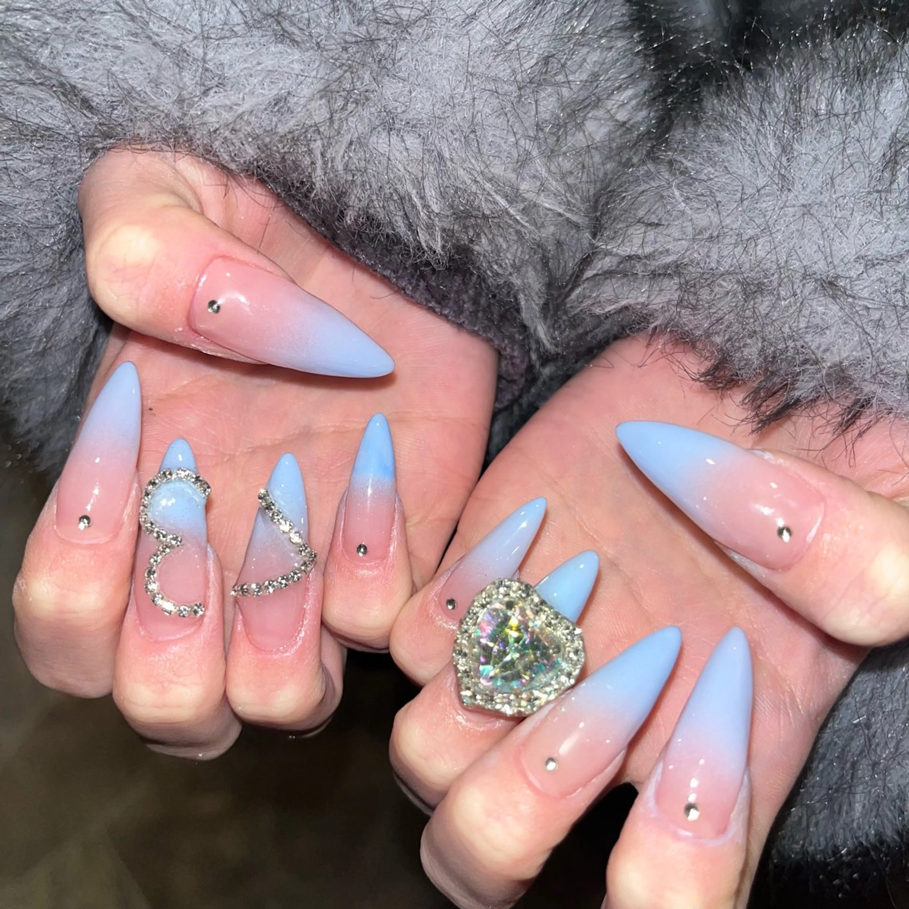 ロング ハンドネイル WOLTOKYO渋谷 Anzuのネイルデザイン