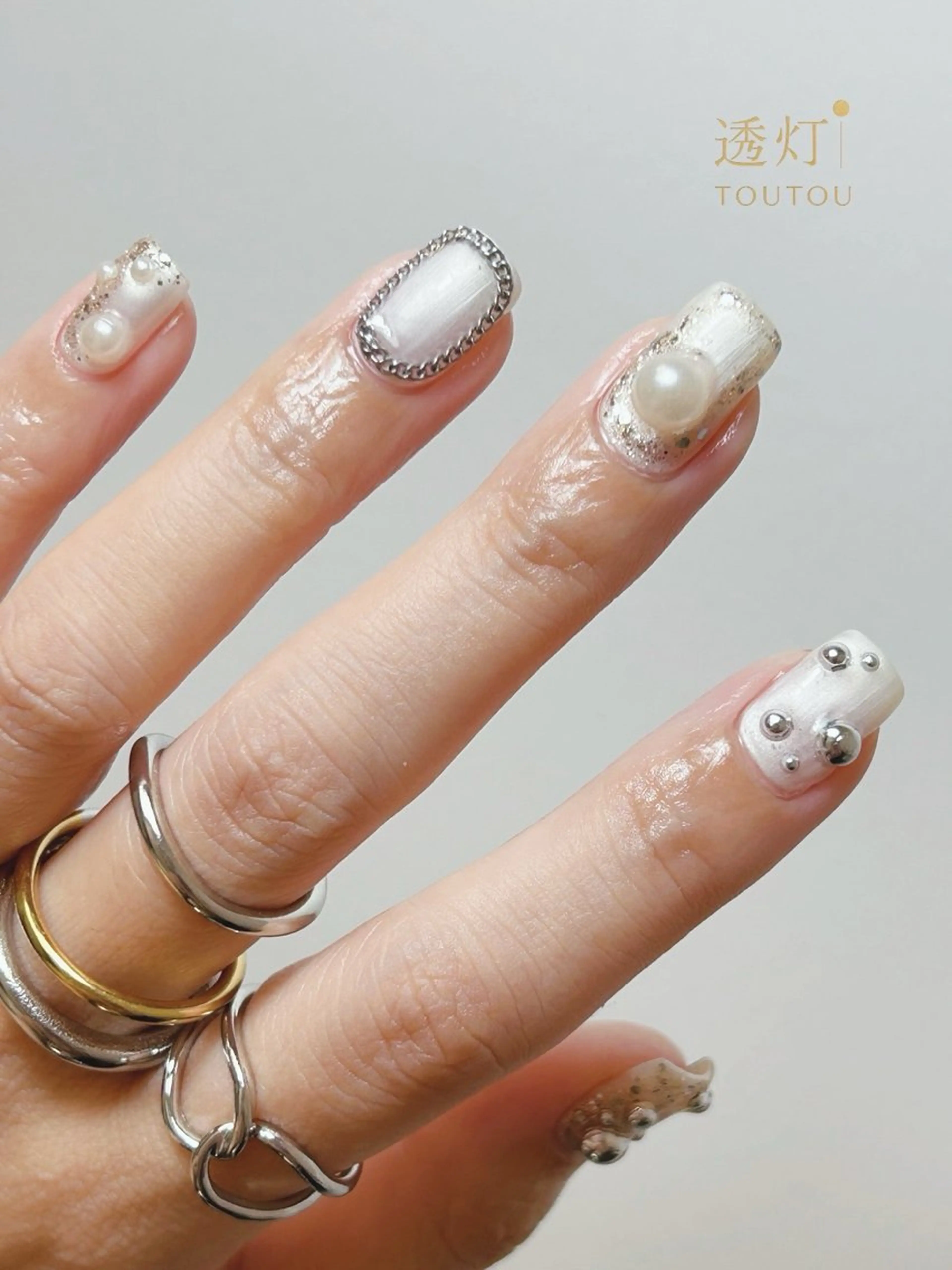 ネイル ハンドネイル 透灯 TOUTOU所属・透灯 TOUTOU 🪄のネイルデザイン