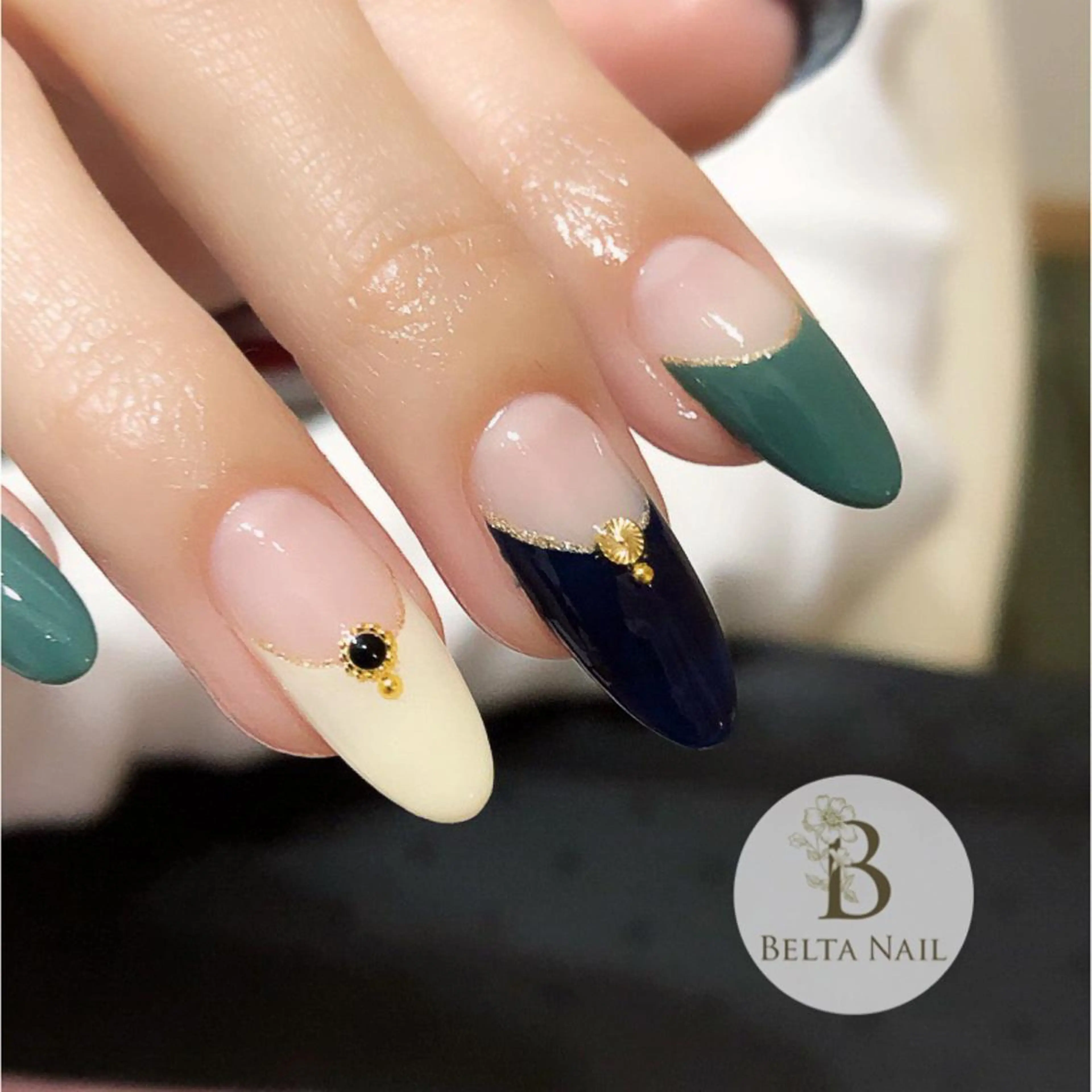 ネイル アートネイル フレンチネイル シンプルネイル ハンドネイル BELTA NAILのネイルデザイン