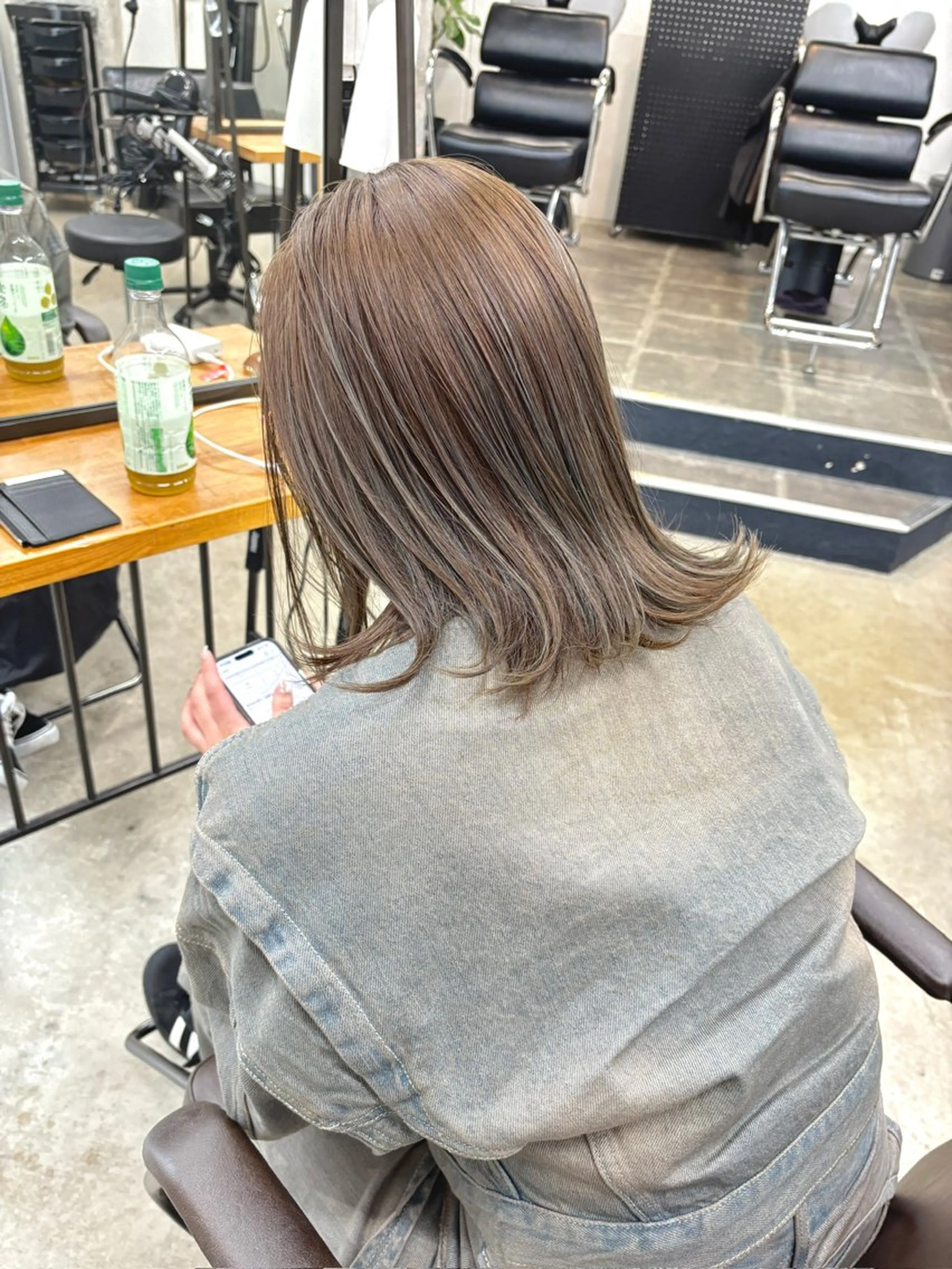 ミディアム カラー アッシュ アッシュグレー アッシュグレージュ ブリーチ ブラウンカラー 暖色カラー/天神/ ヘイマサクラのヘアスタイル