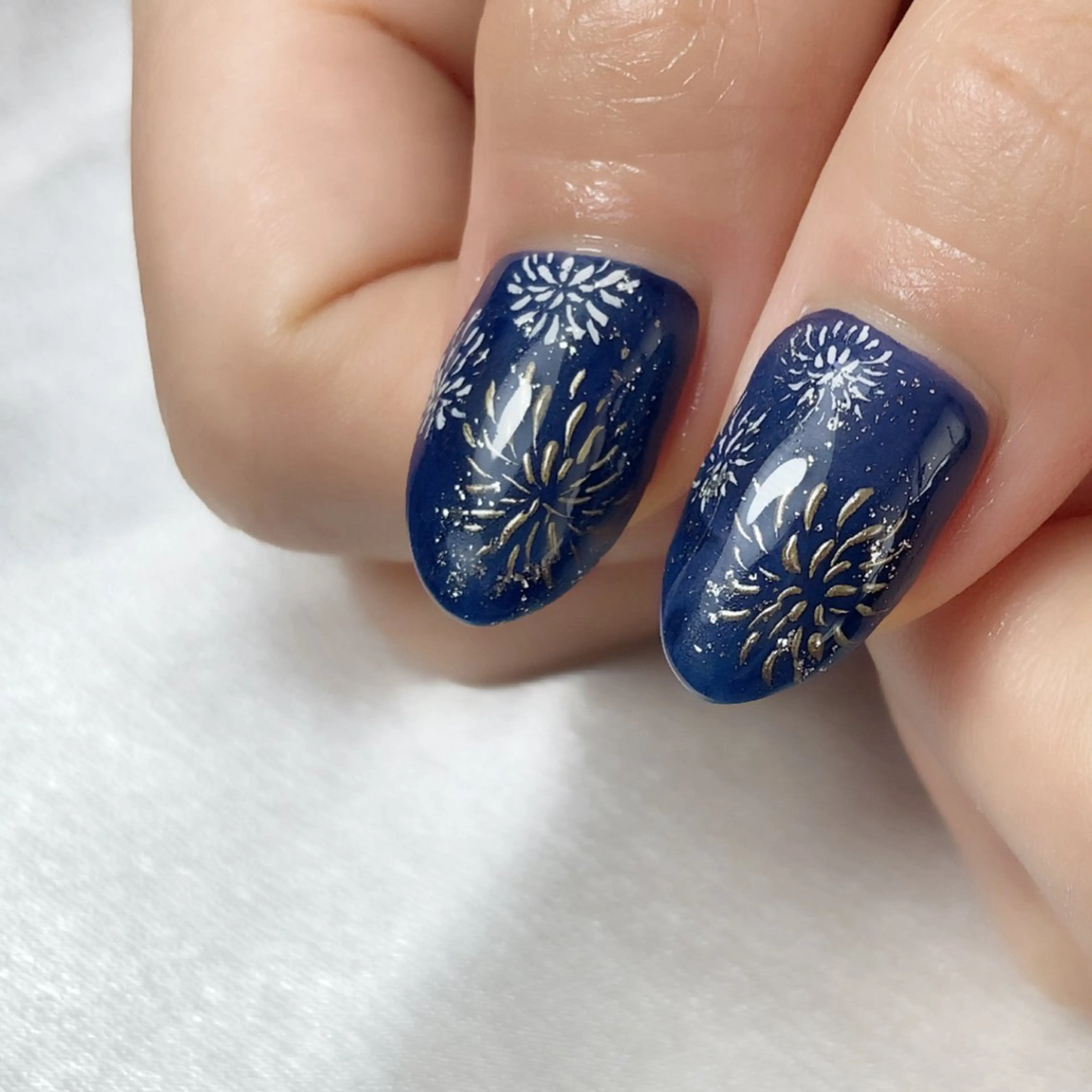 ネイル Legit nail salonのネイルデザイン