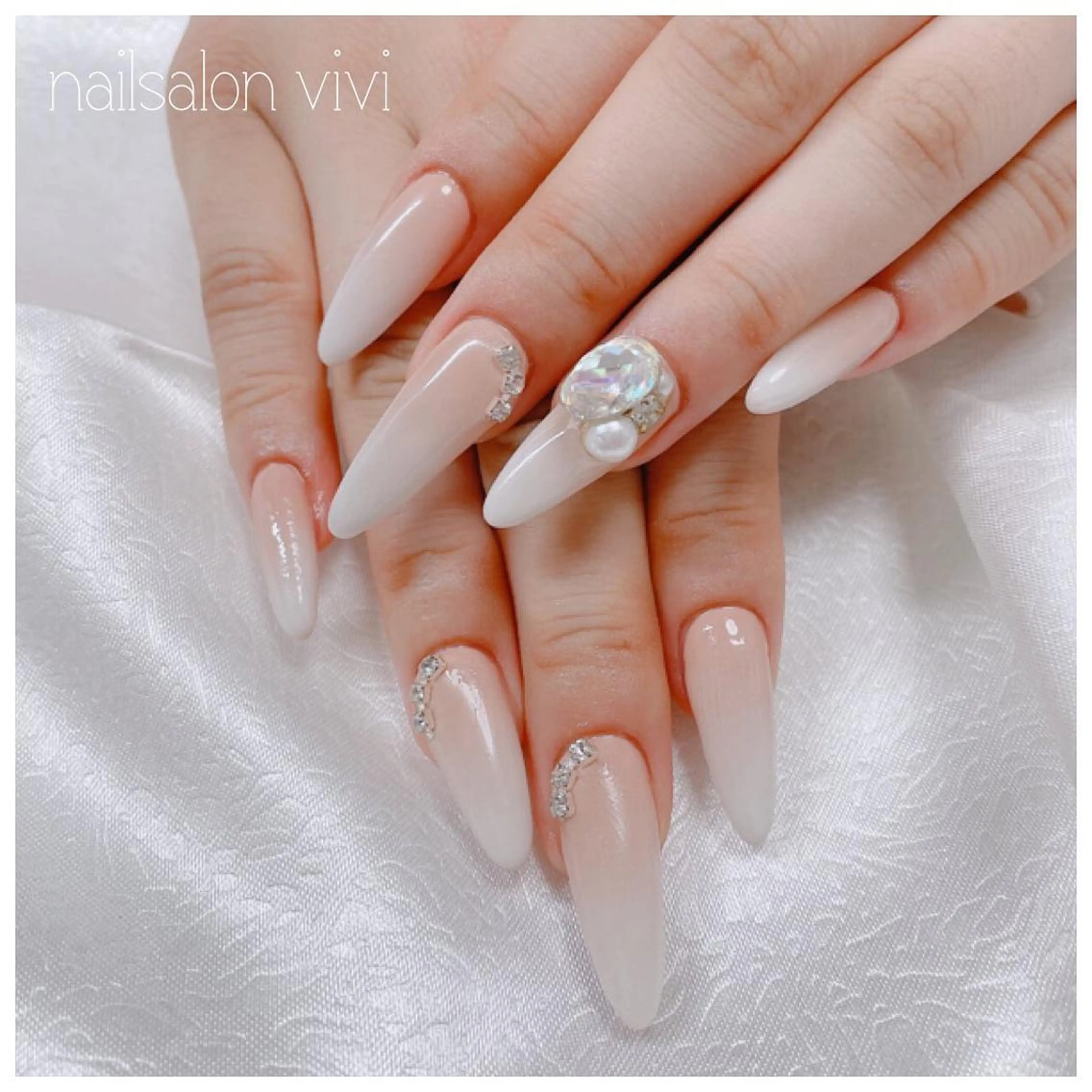 ネイル ＶＩＶＩ nailsalonのネイルデザイン
