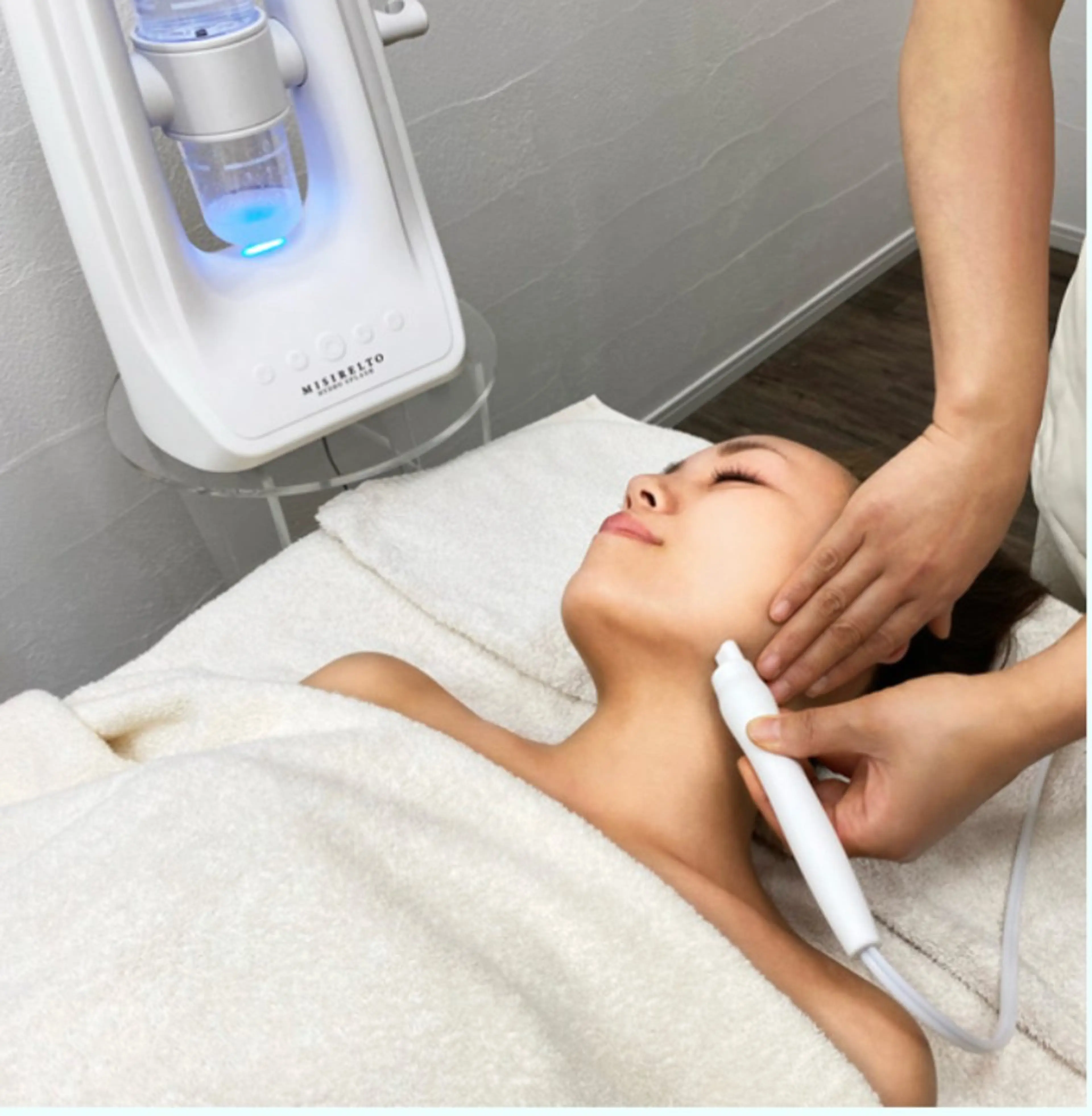 ハイドロスプラッシュ（毛穴ケア）の写真