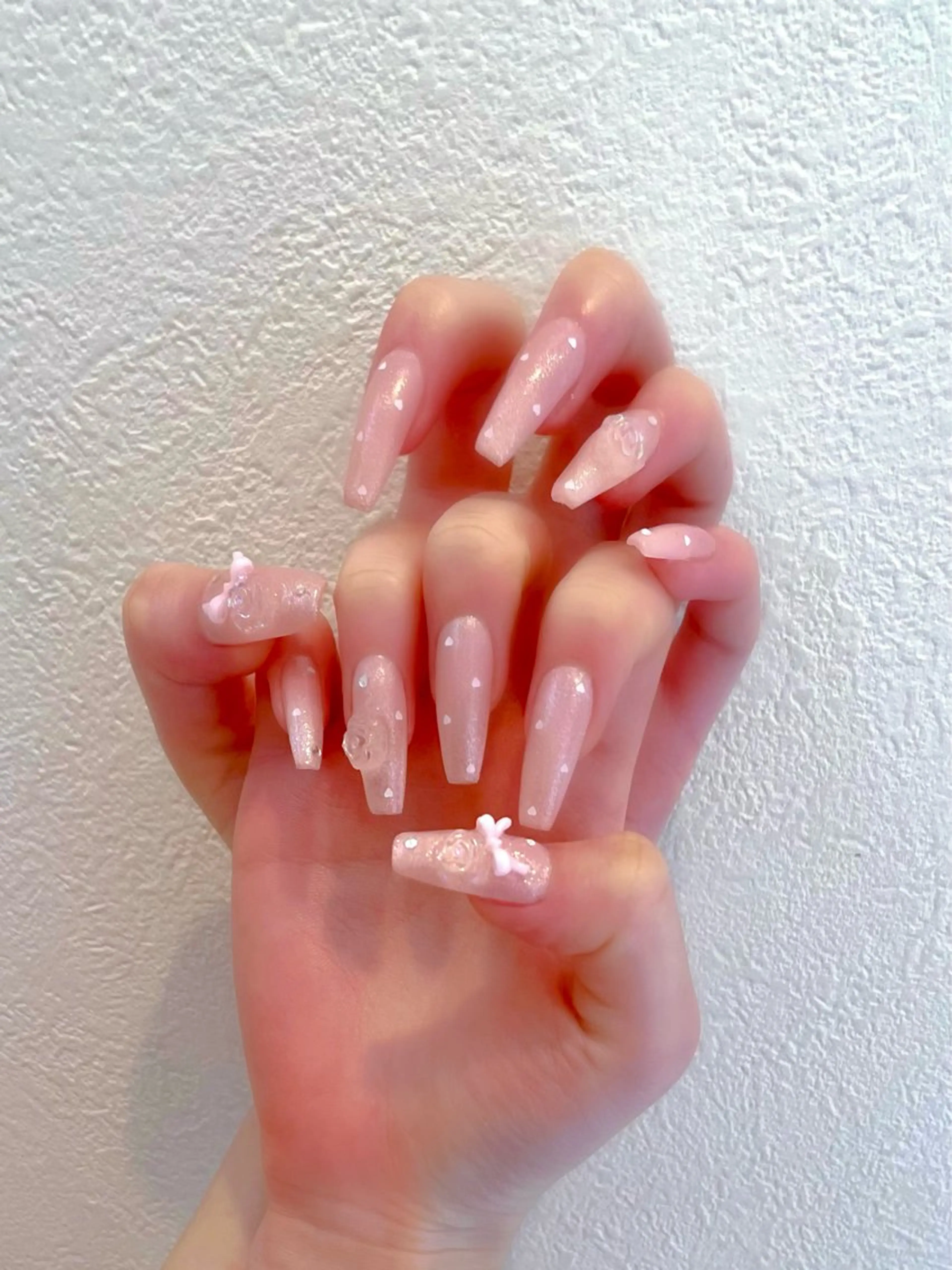 ネイル キラキラネイル マグネットネイル ワンカラーネイル スカルプネイル ワンホンネイル nine.🦋 YUKOのネイルデザイン