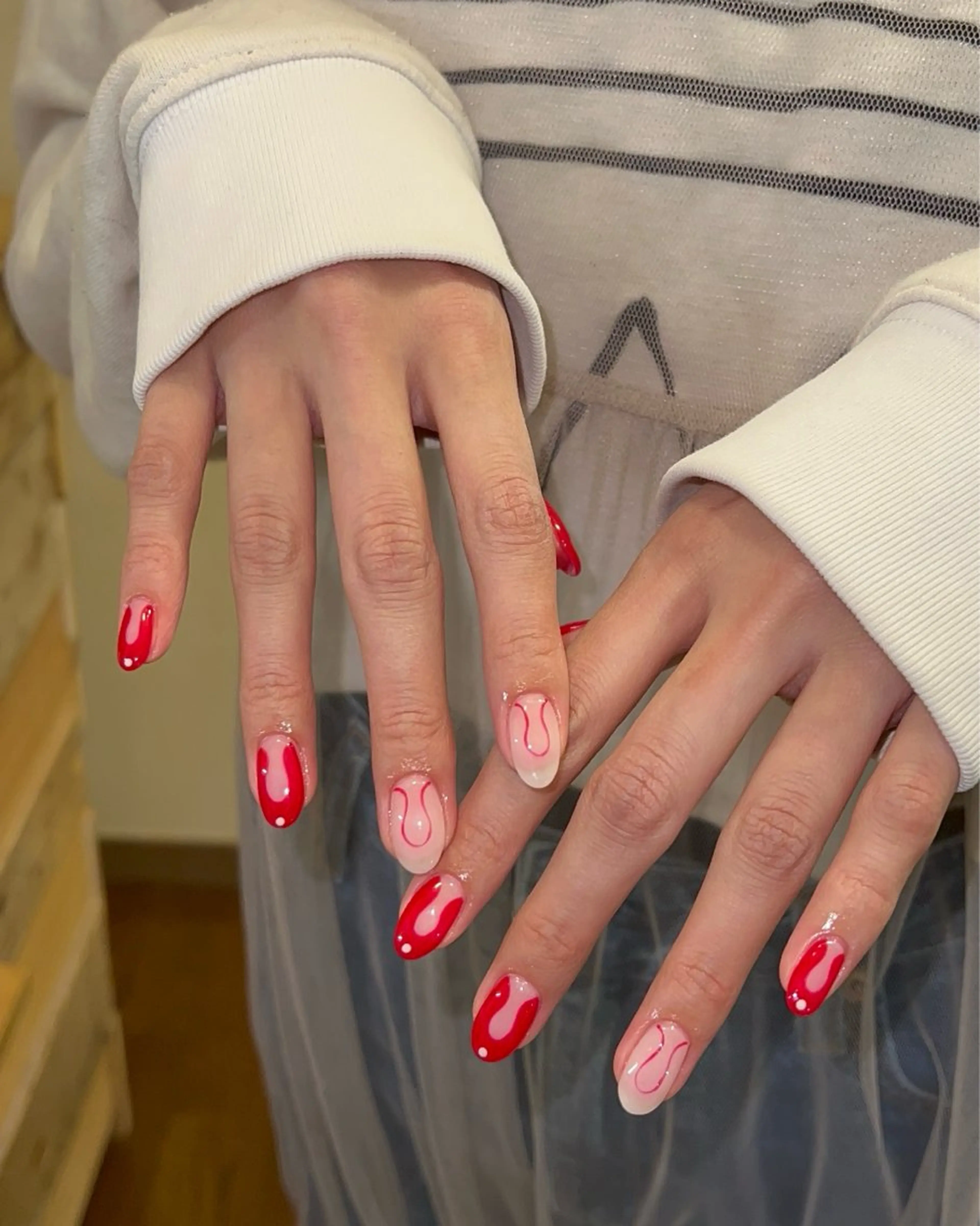 ネイル ハンドネイル フットネイル ハンドケア Nes.Nail所属・Miyagi Asamiのネイルデザイン