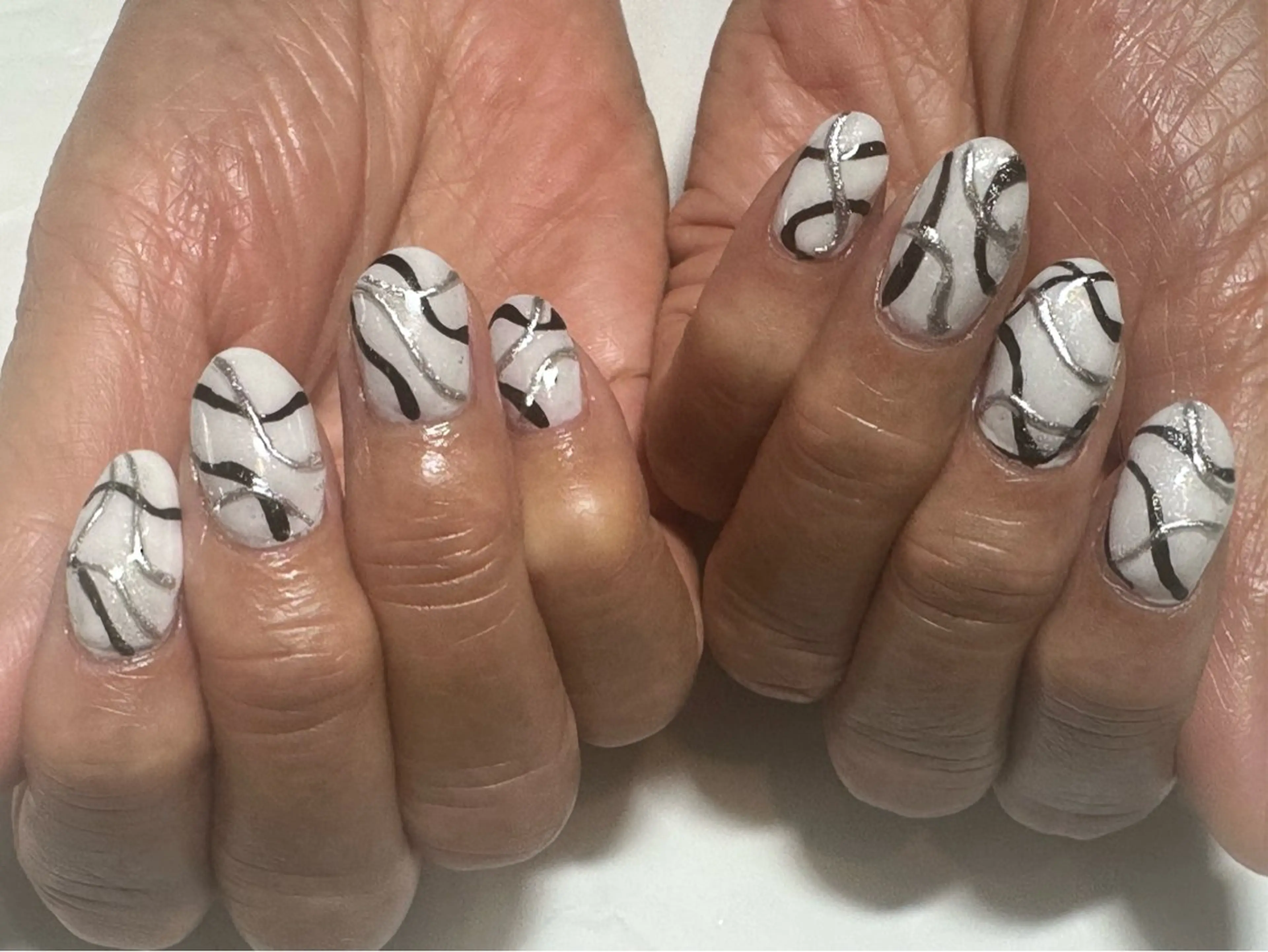 ネイル e.nail所属・🍎吉田 恵里🍎のネイルデザイン