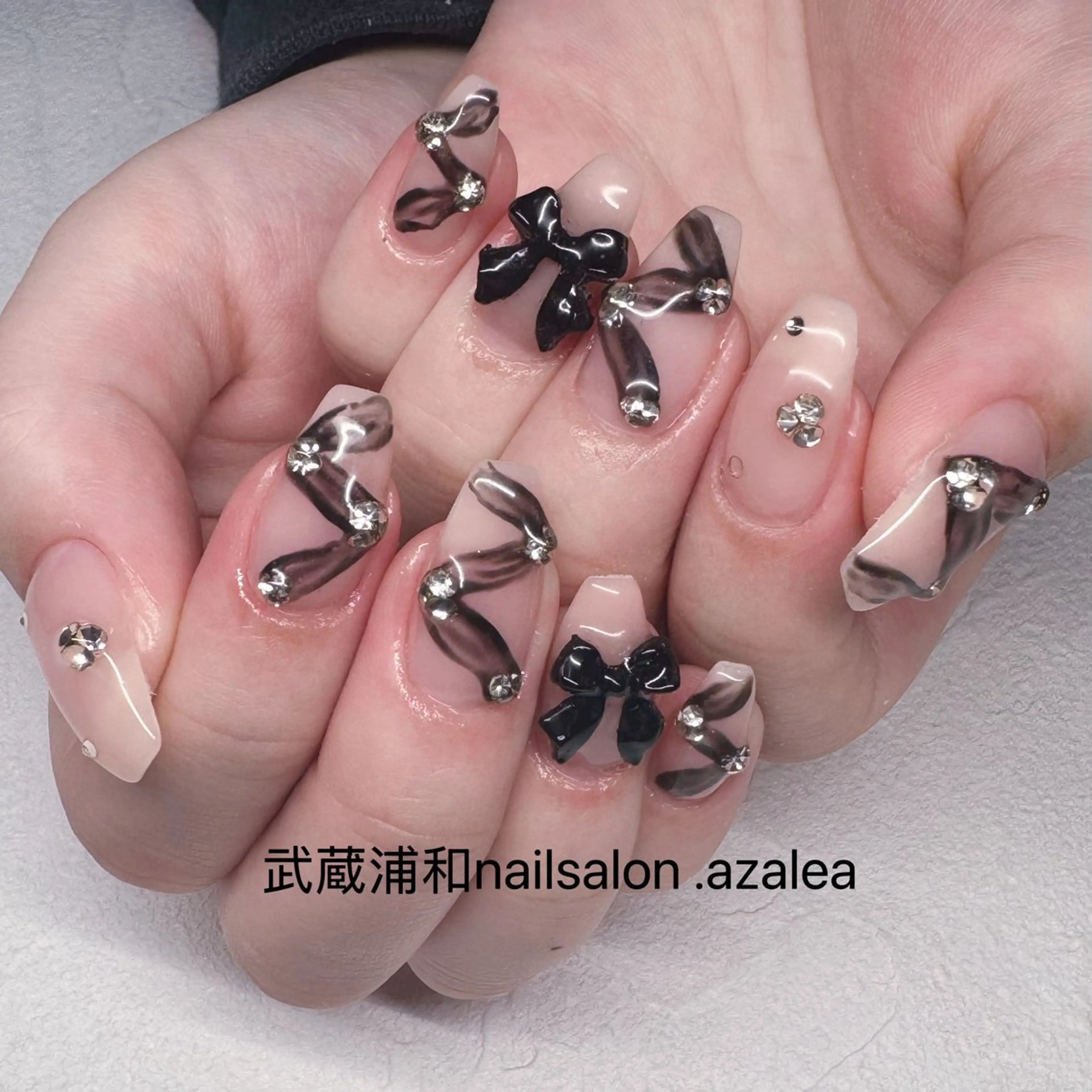 ネイル ハンドネイル R inのネイルデザイン