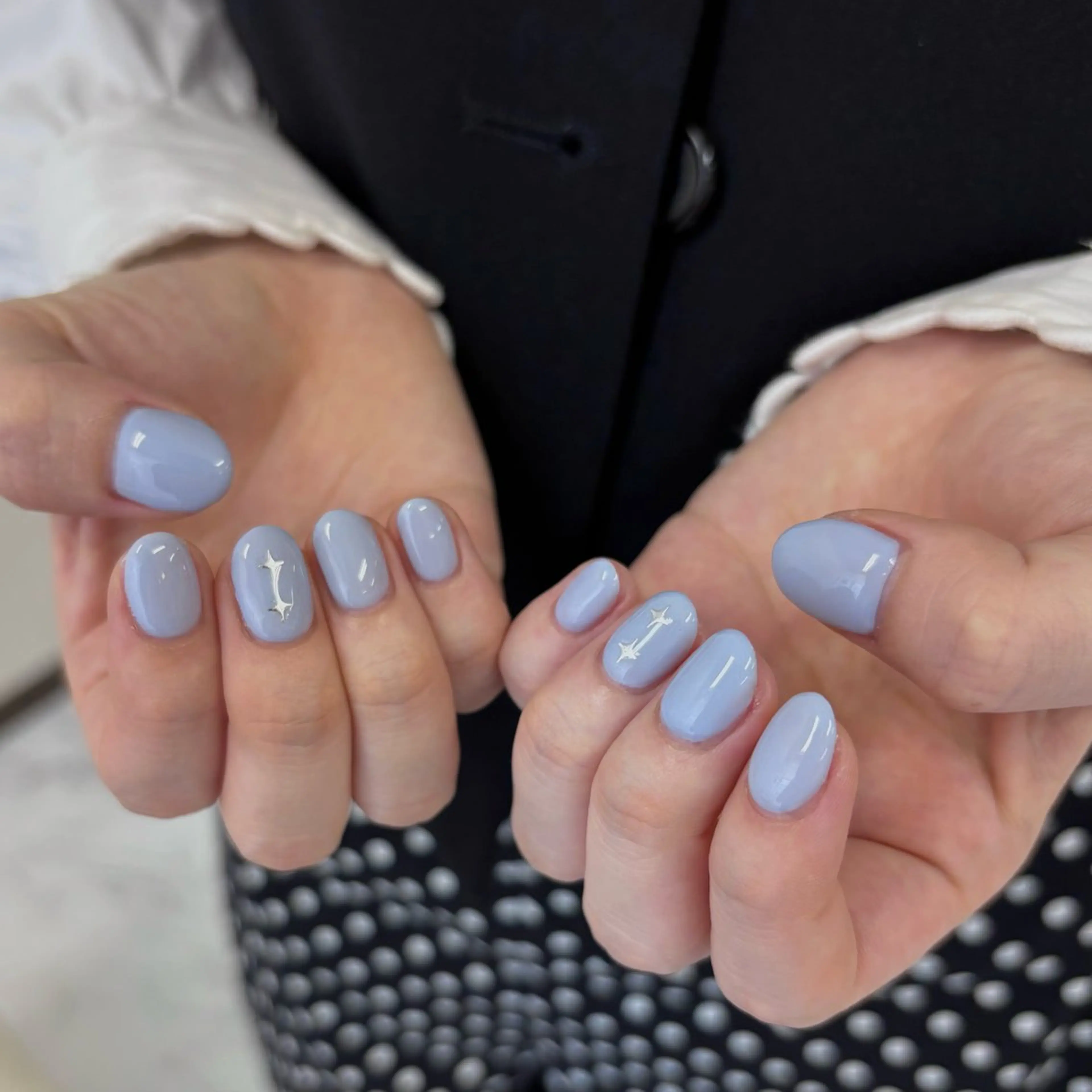 ミディアム minuit RIO🪽のネイルデザイン