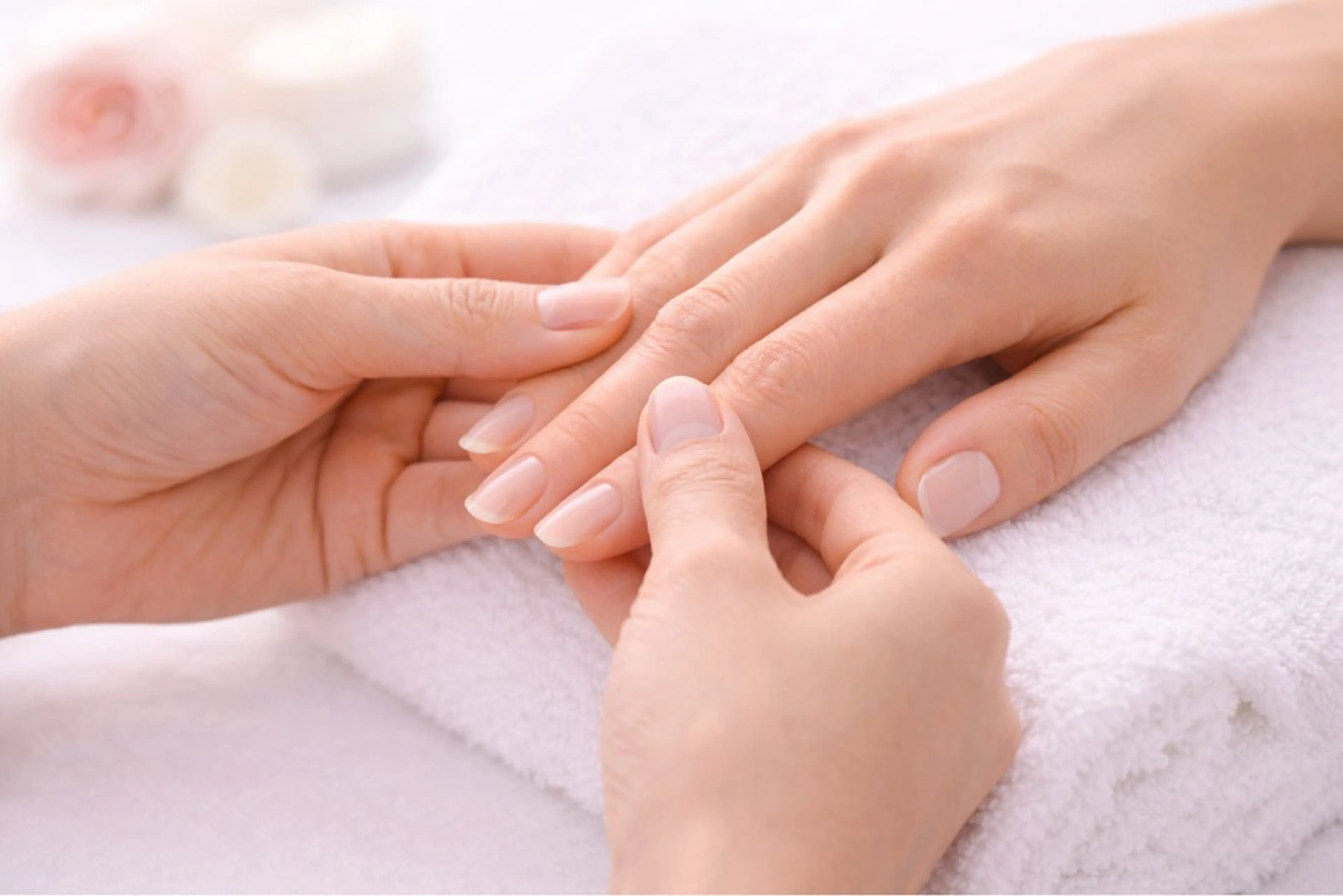 ネイル SORIEN所属・ネイリスト HIROのネイルデザイン