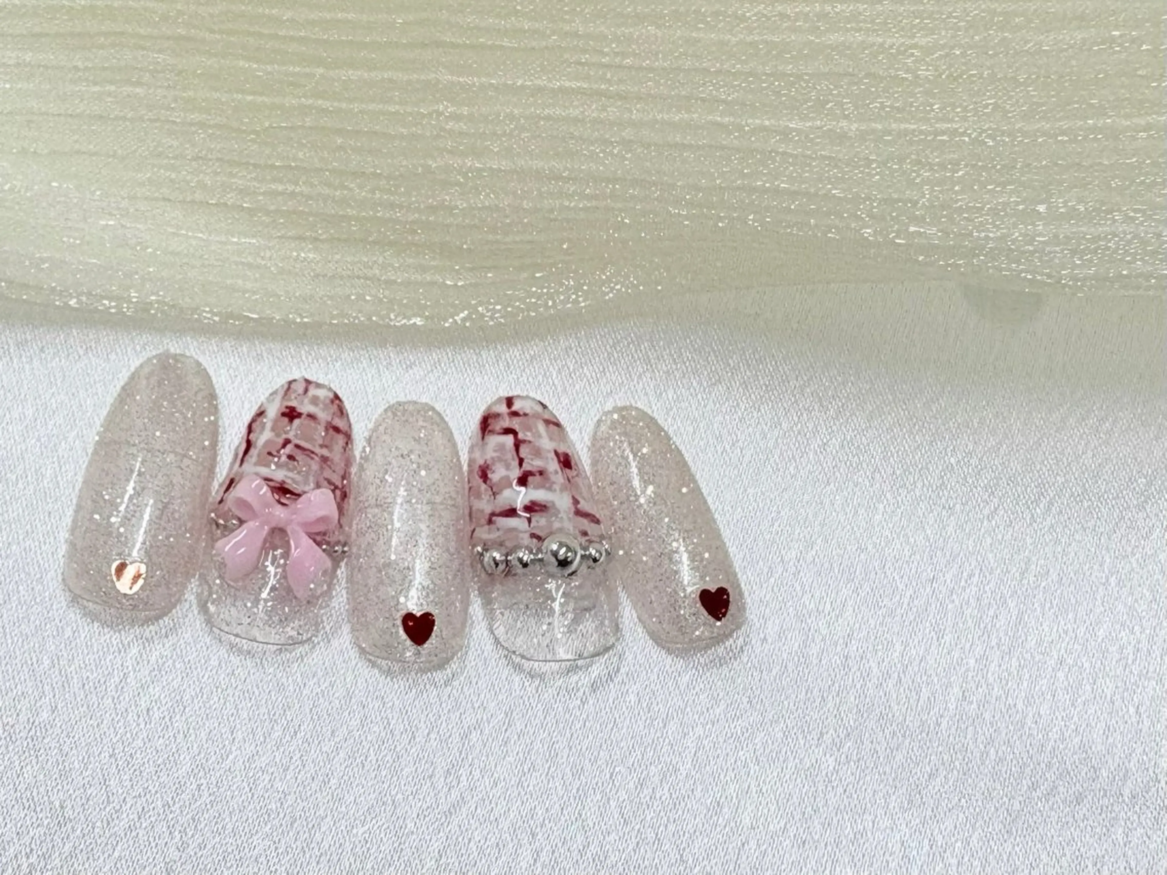 ネイル アートネイル フラッシュネイル キラキラネイル ピンク ツイードネイル Bijou nail salon所属・Ｂijou chihiroのネイルデザイン