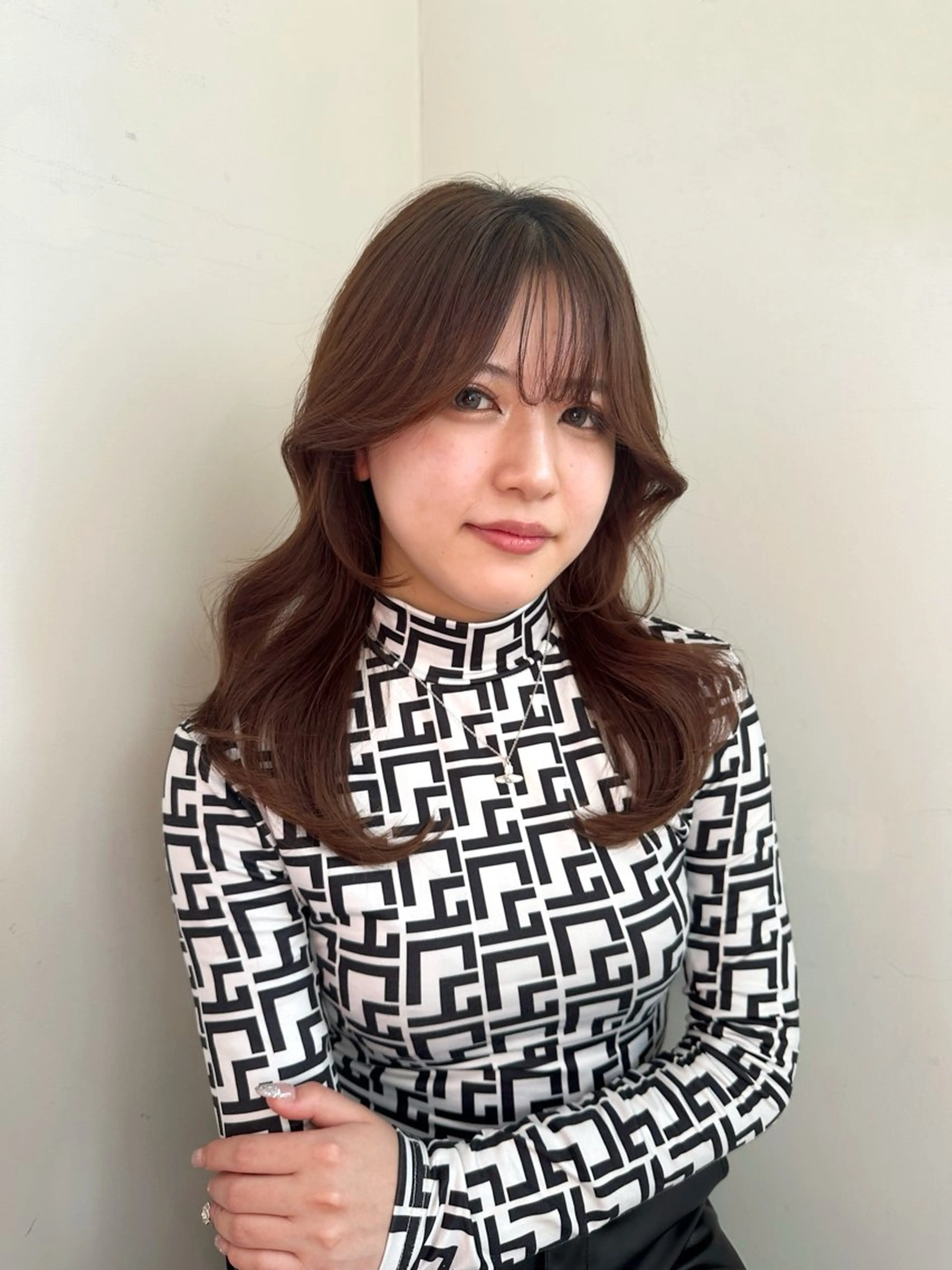 セミロング くびれヘア レイヤーカット lit.所属・【lit.】SATO HIROSHIのヘアスタイル