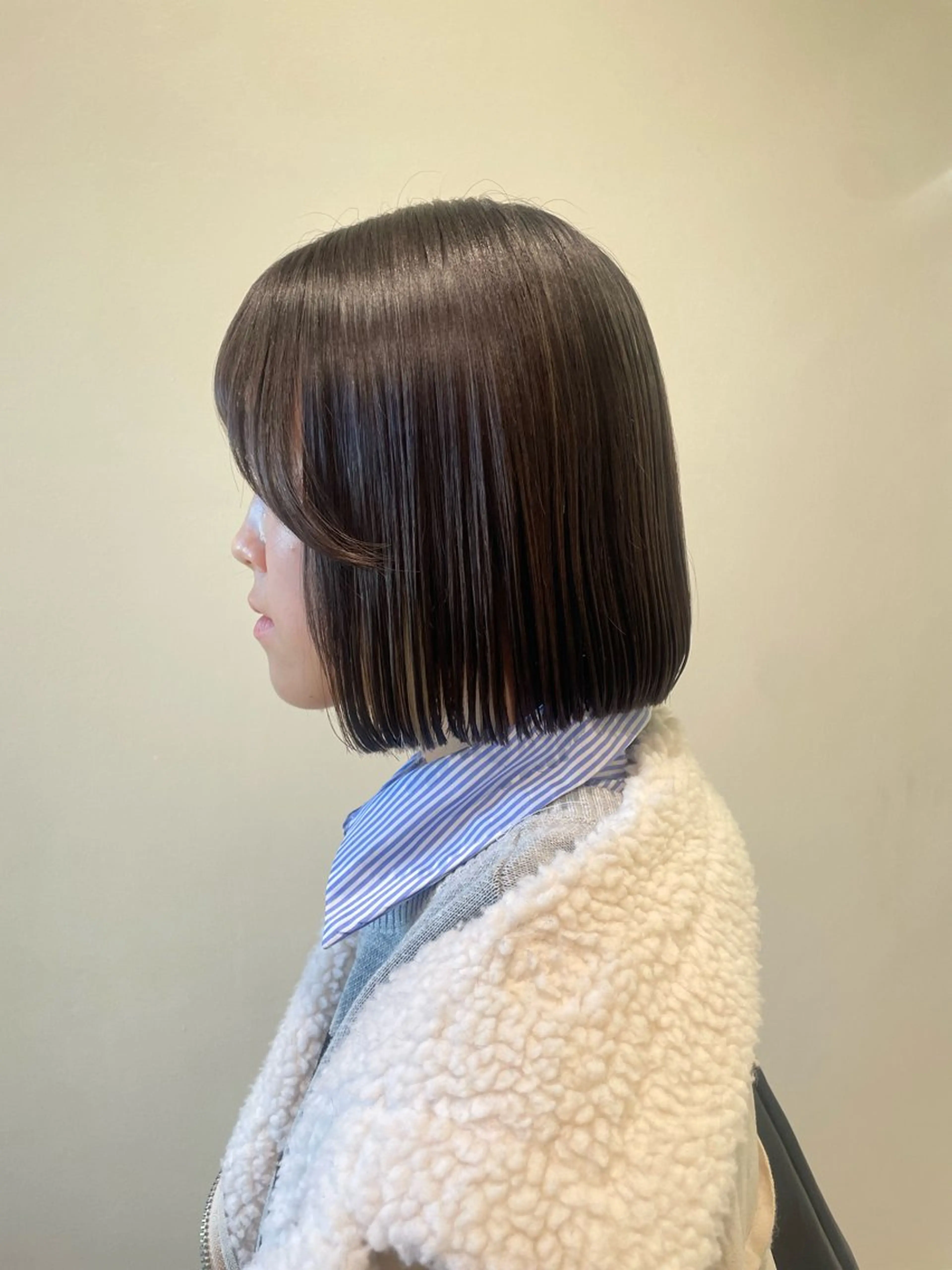 ショート 切りっぱなしボブ ボブ カット ボブ/インナーカラー /眉毛/Miyuのヘアスタイル